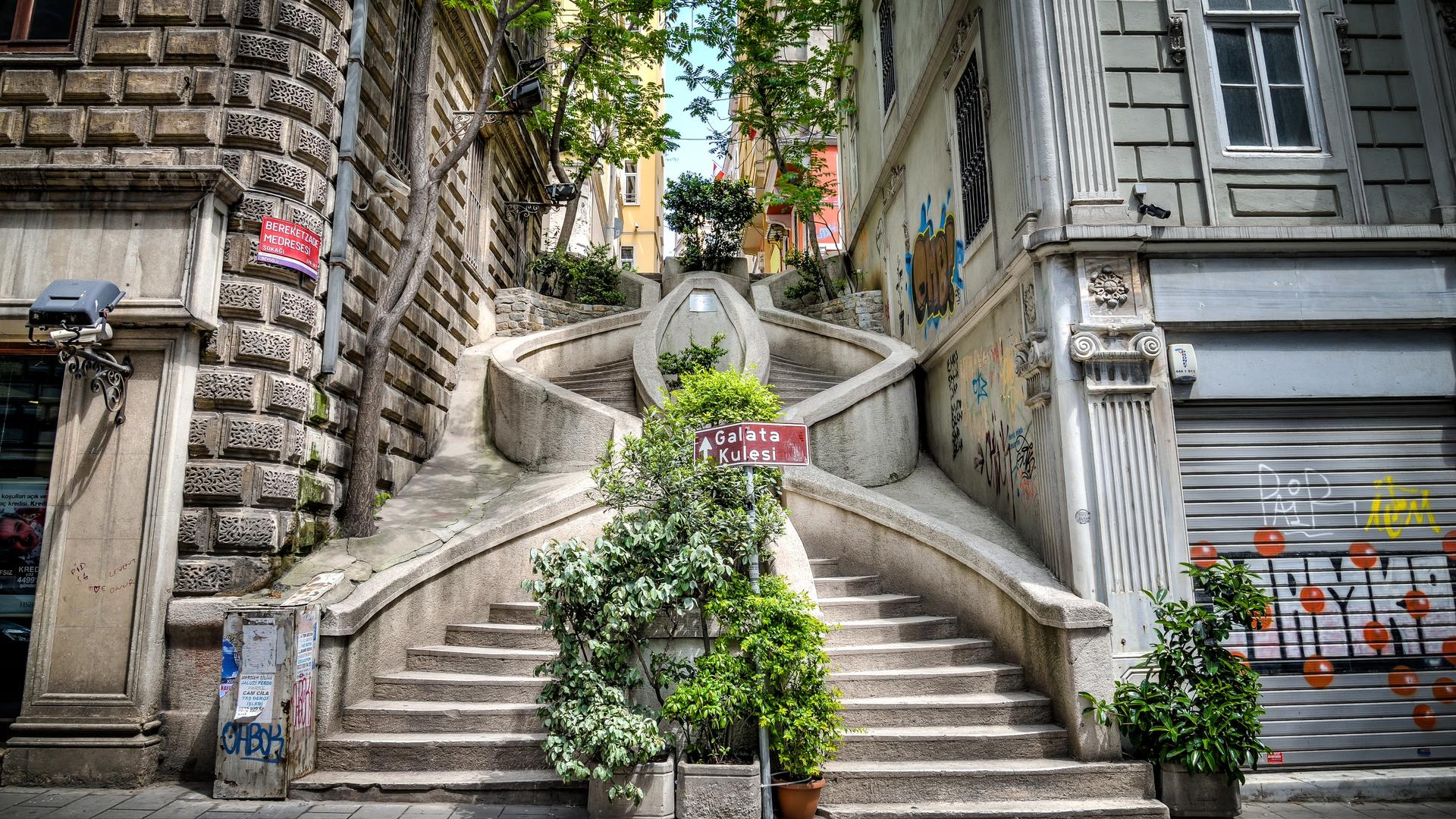 Istanbul Galata Hillside Half-Day Walking Tour - Thumbnail 7
