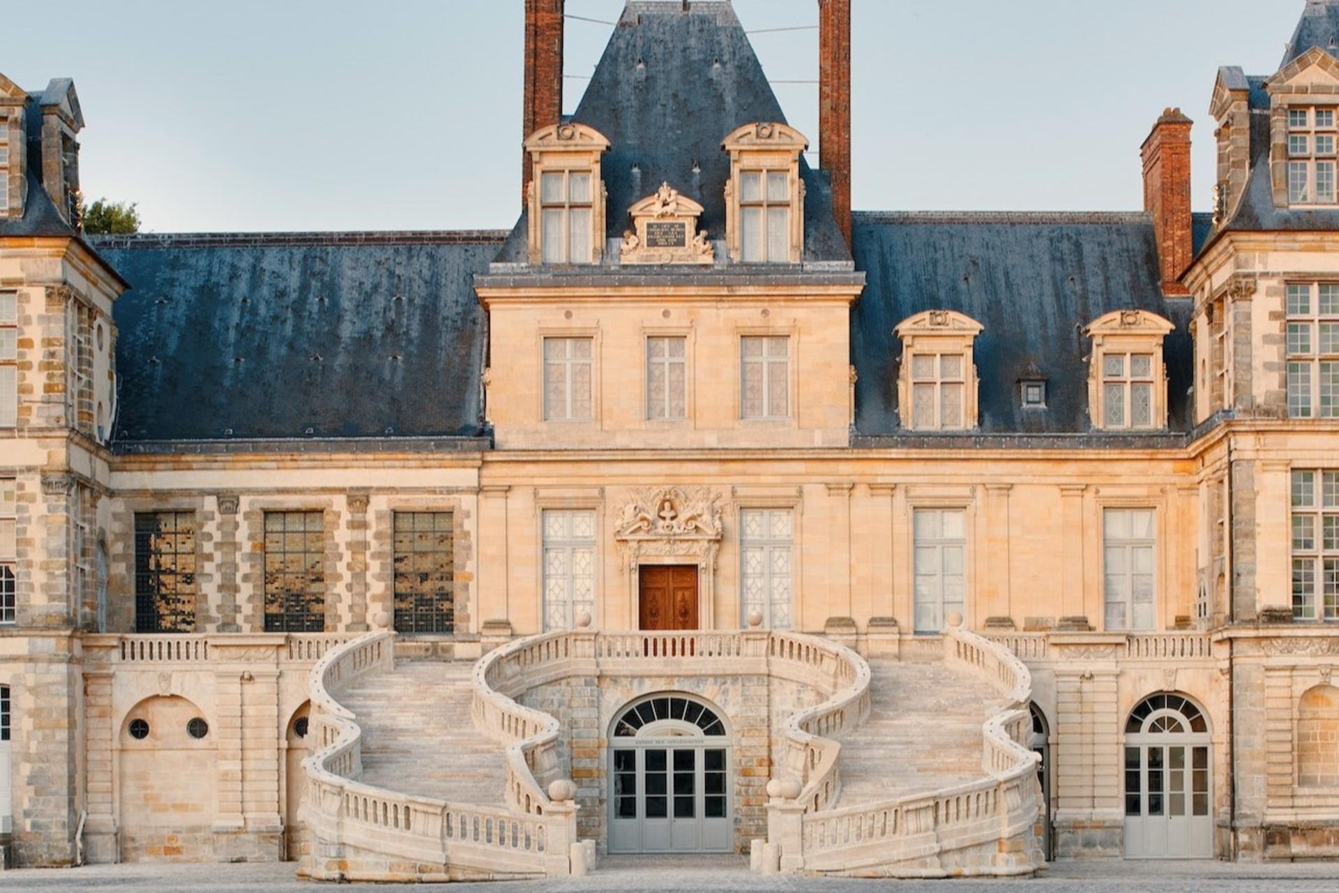 Chateau de Fontainebleau Admission in Paris - Thumbnail 2