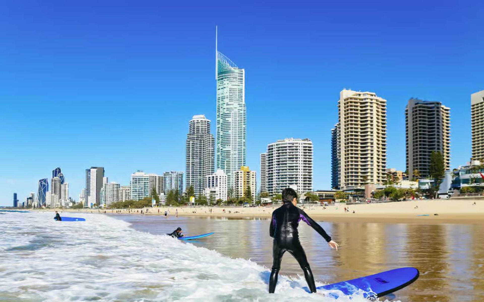 Gold Coast Surf Lessons - Thumbnail 4