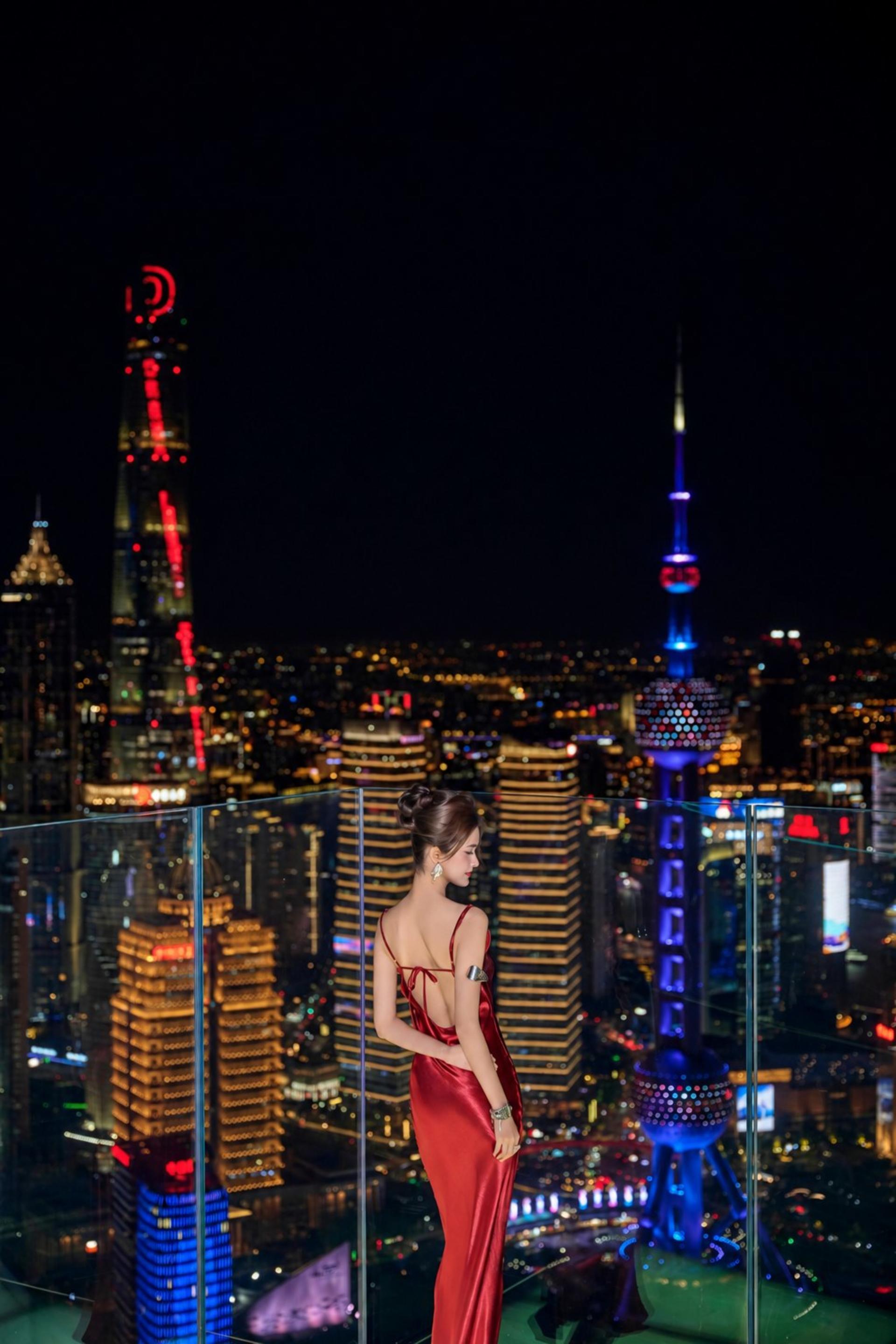 Shanghai Fashion Editorial Photoshoot at The Bund or The Stage - Thumbnail 20