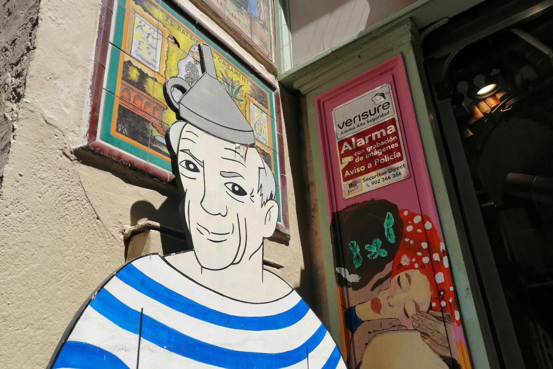 Picasso Walking Tour and Museum - Thumbnail 5