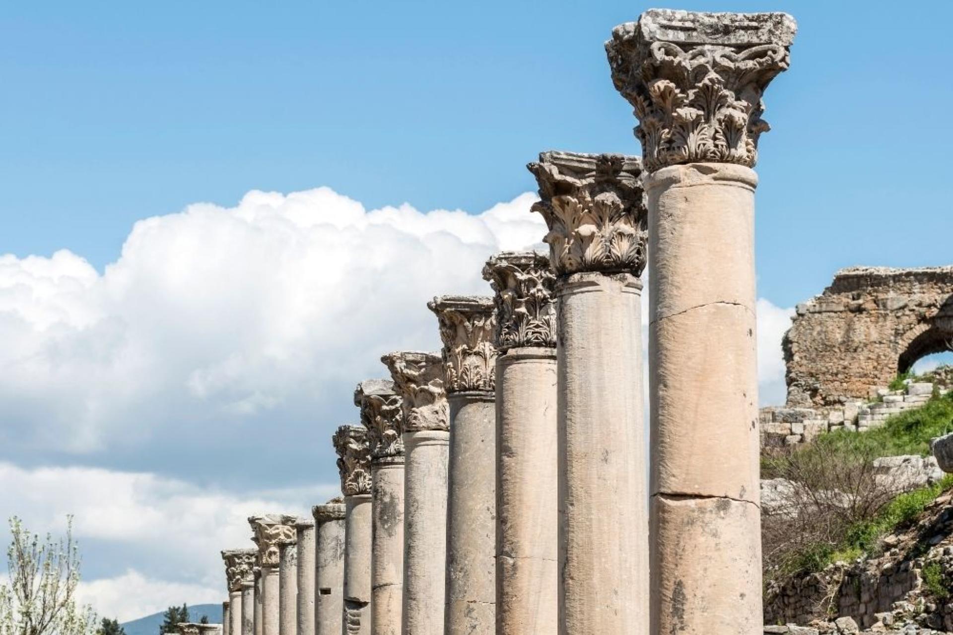 Day Trip to Ephesus with Flight and Lunch from Istanbul - Image 1