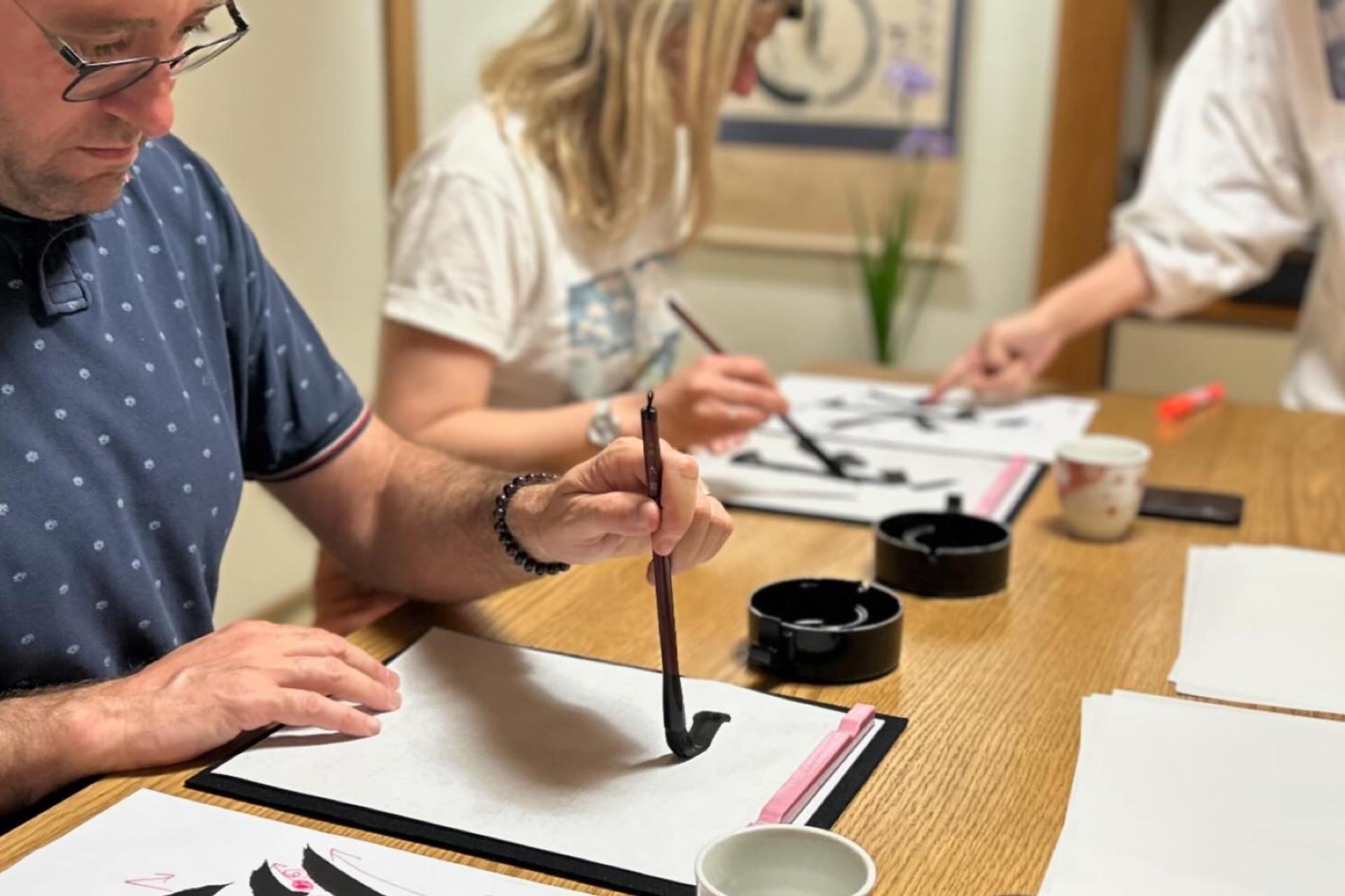 Private Japanese calligraphy class at local home - Thumbnail 2