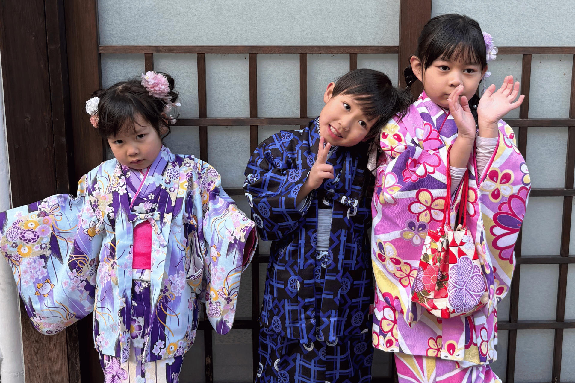 Asakusa Kimono Rental Experience ARISA - Thumbnail 8