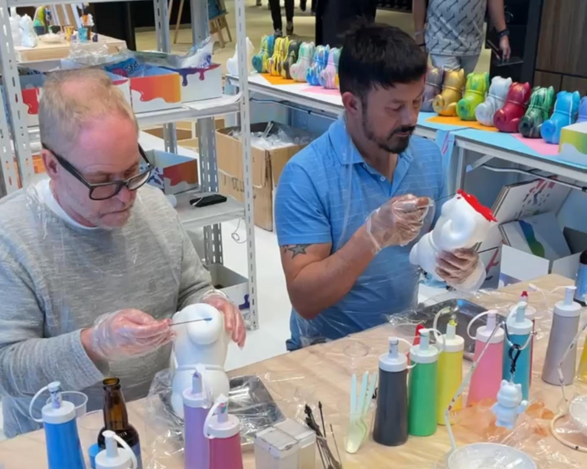 Shibuya Exclusive: Paint Your Own Hachiko or Animal Figurine - Thumbnail 7