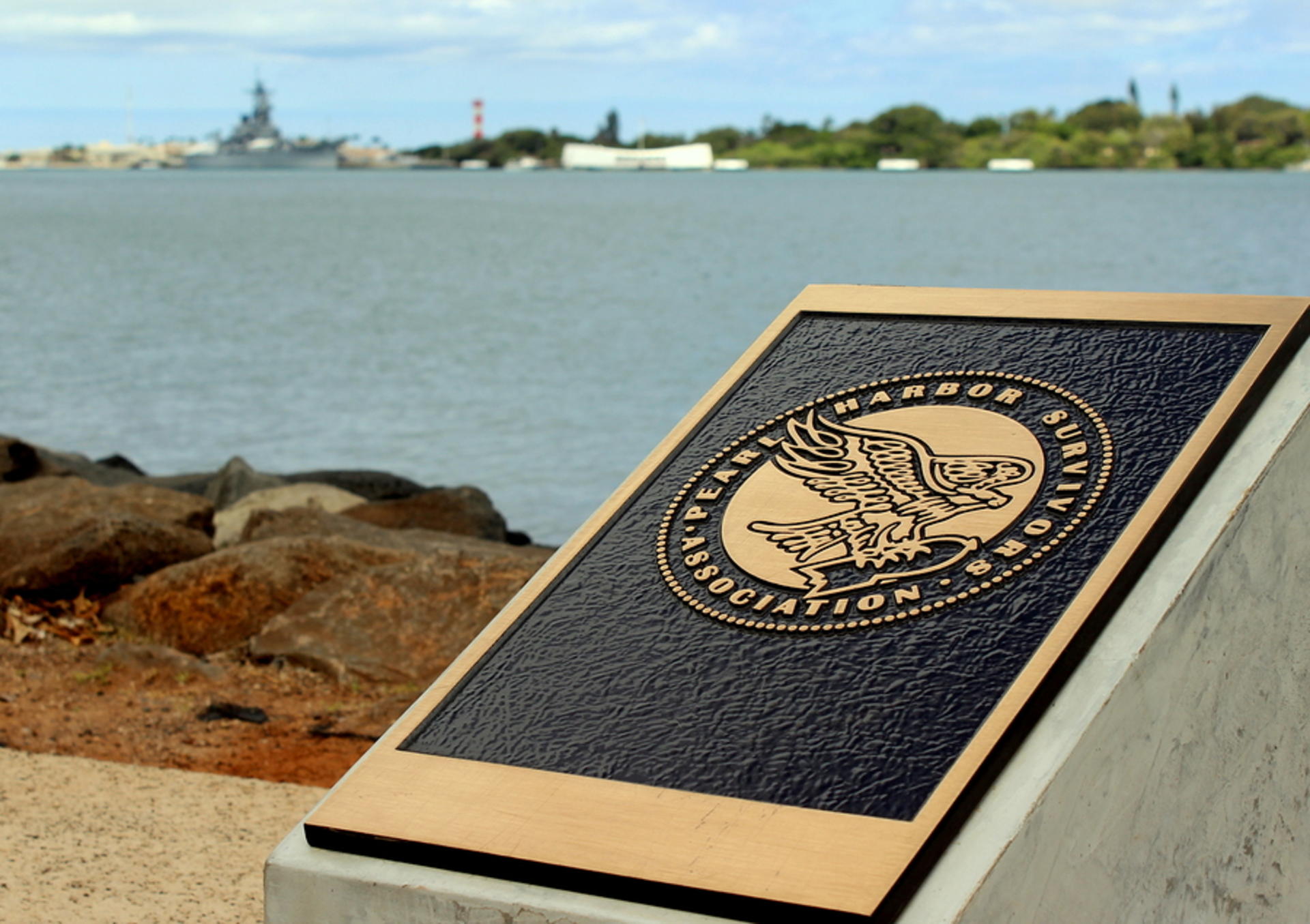 Pearl Harbor City Half-Day Tour in Hawaii - Thumbnail 4
