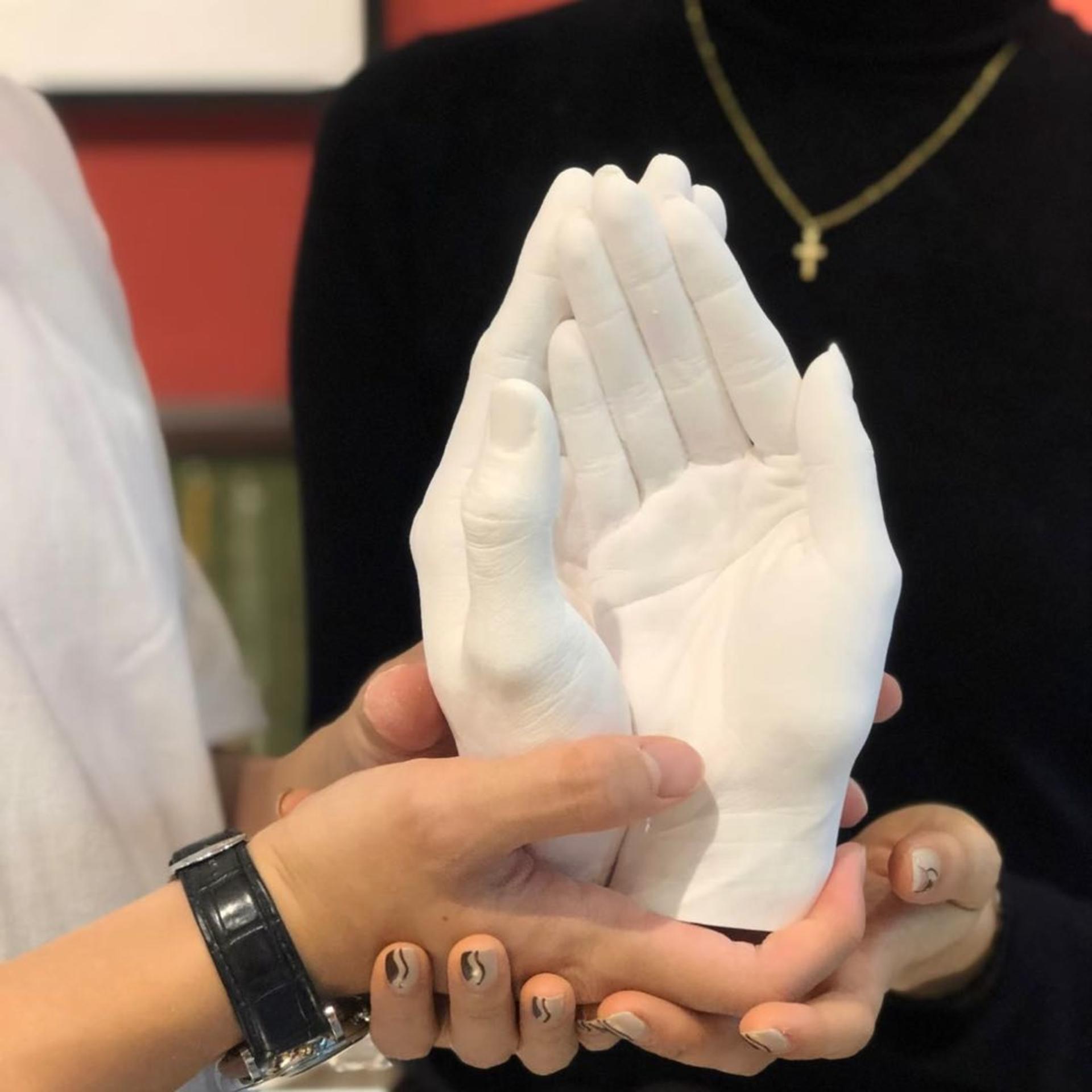 Couple Hand Molding by Forever Twenty DIY Studio in Johor Bahru - Thumbnail 4