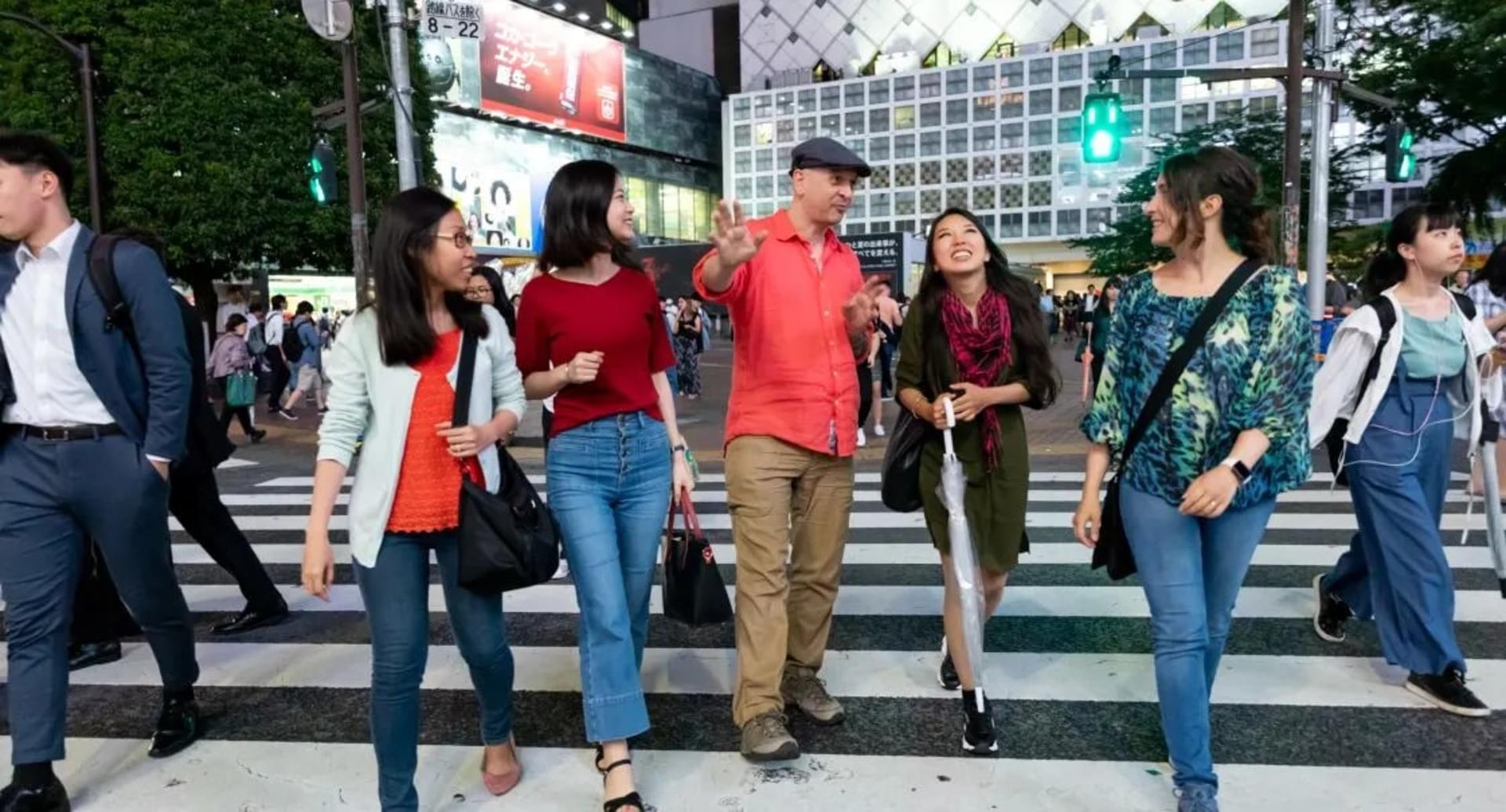 4 Hours Night Walking Tour in Tokyo - Image 1