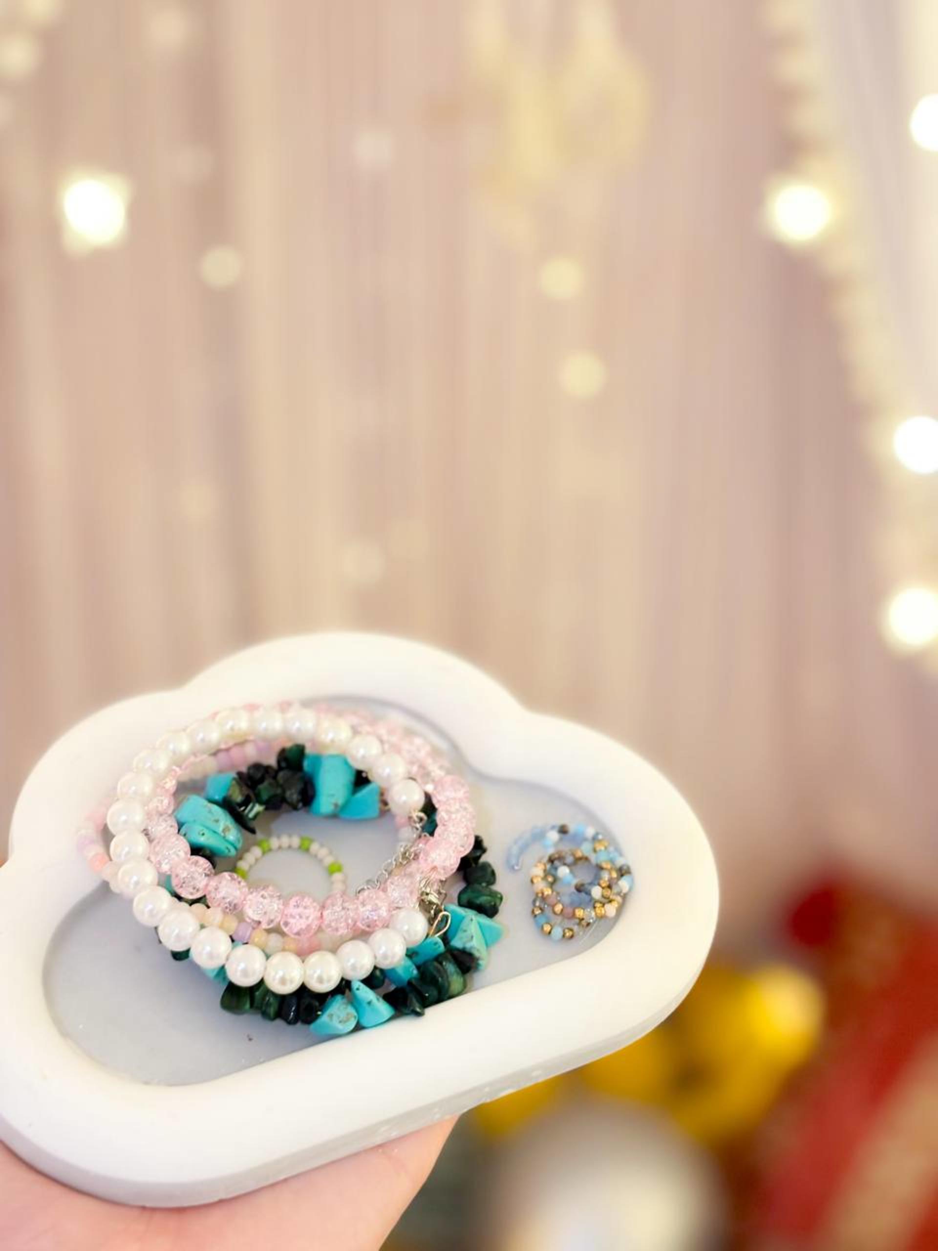 Two-Hour All-You-Can-Create Beading Workshop - Thumbnail 27