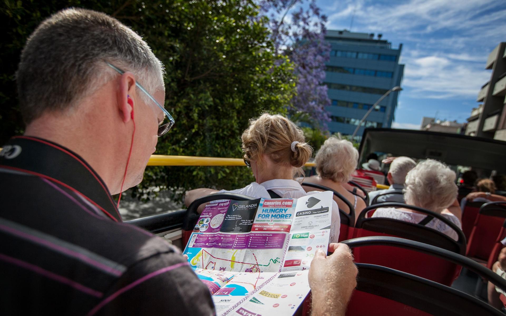 Santa Cruz de Tenerife Hop-On-Hop-Off Bus by City Sightseeing - Thumbnail 2