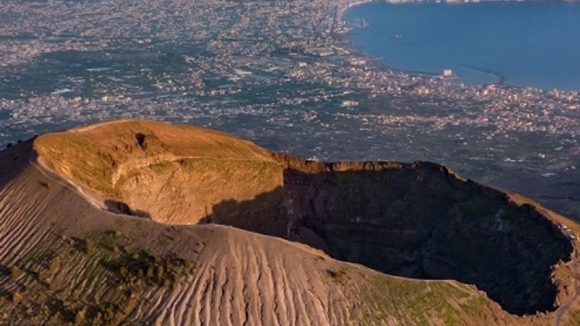 Vesuvius National Park Tour from Naples - Thumbnail 2