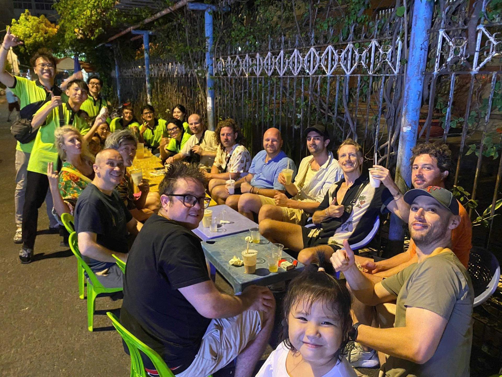 HCMC Highlight & Street Food Motorbike Tour | Female Riders Optional - Thumbnail 20