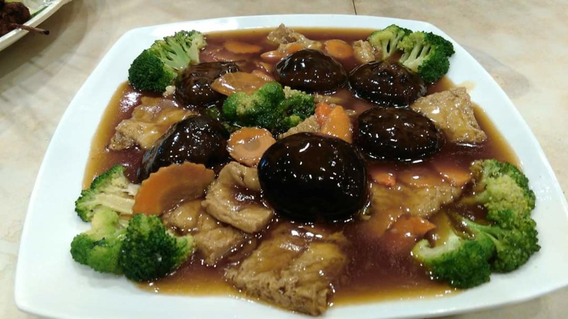 Cameleon Vegetarian Restaurant at Chow Kit - Thumbnail 5