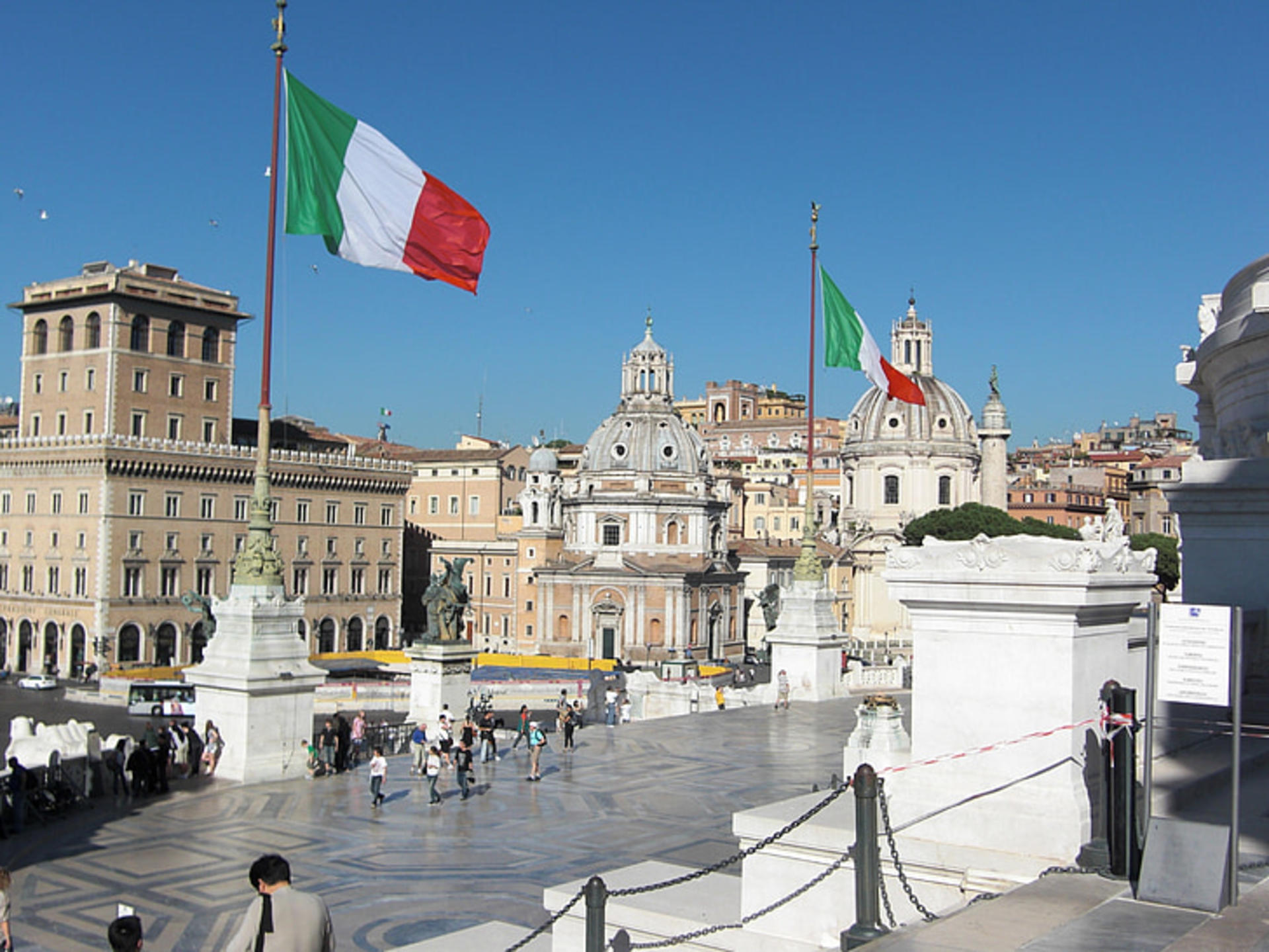 The Altar of the Fatherland Elevator Ticket in Rome - Thumbnail 4