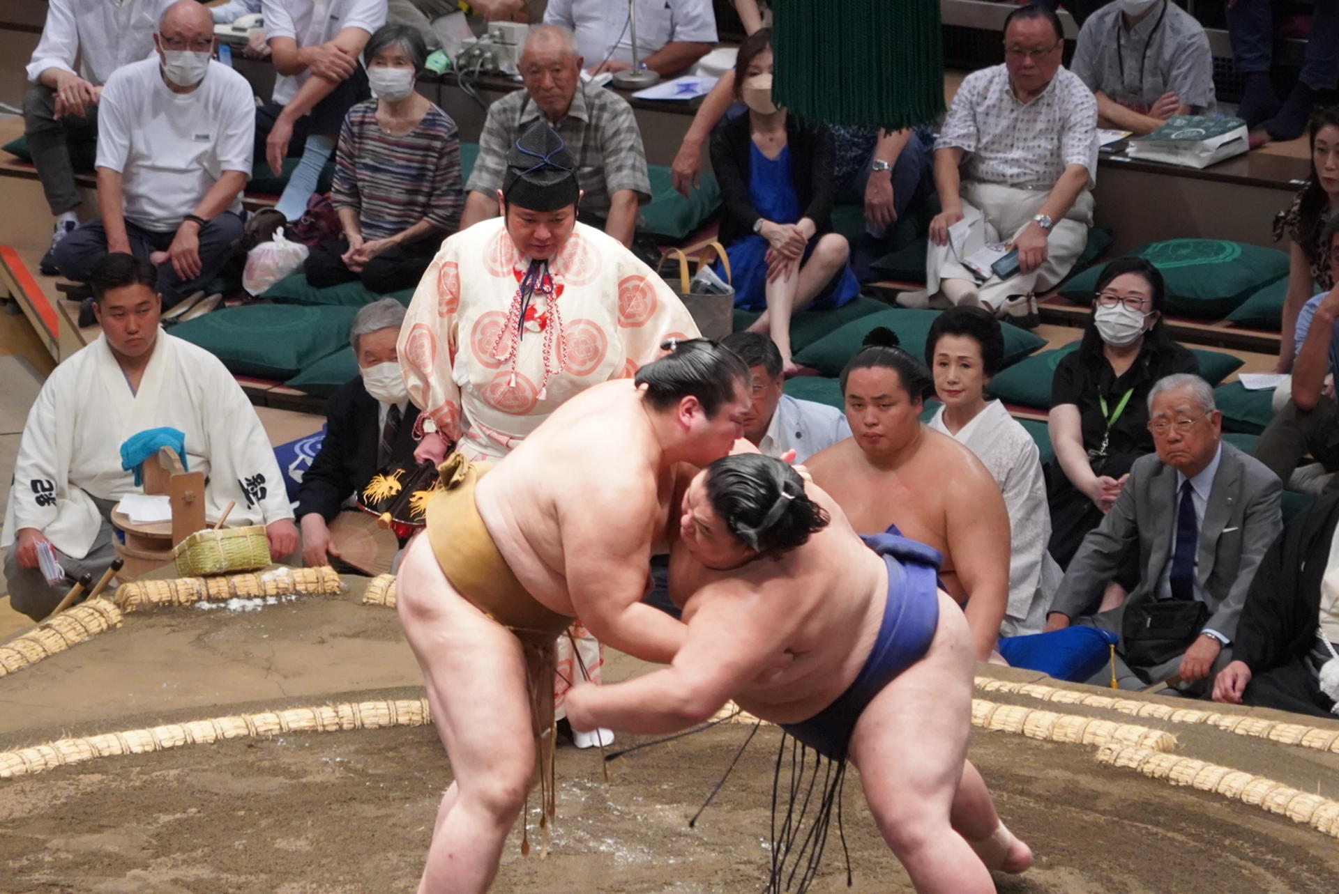 Tokyo Grand Sumo Tournament Ticket and Sumo Walking Tour in Ryogoku  - Thumbnail 2