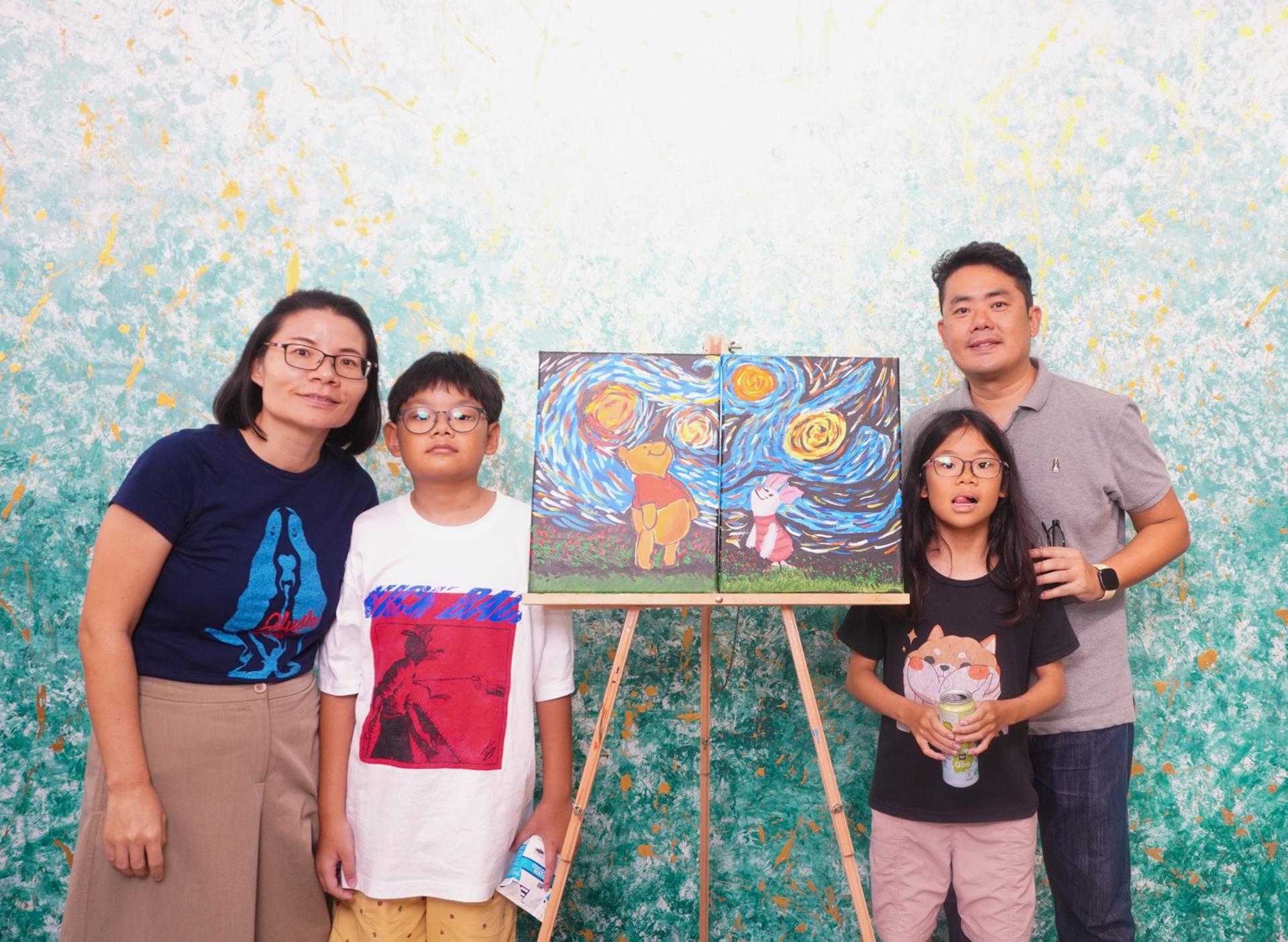 Fun Family Art Jamming Workshop in Singapore by PaintBlush Singapore - Thumbnail 10