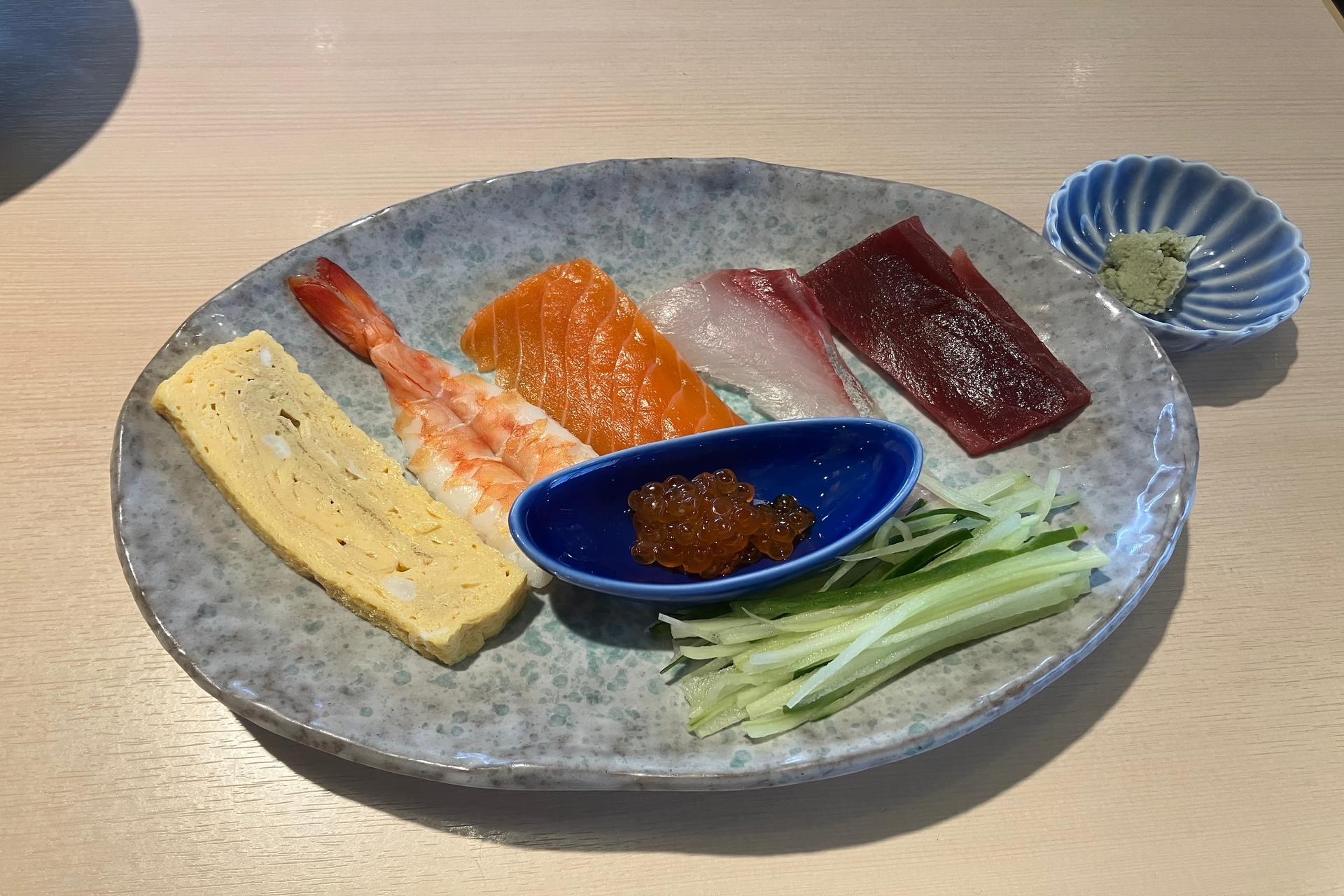 Sushi Making Class at a Real Tuna Dealer’s Shop in Shibuya - Thumbnail 3