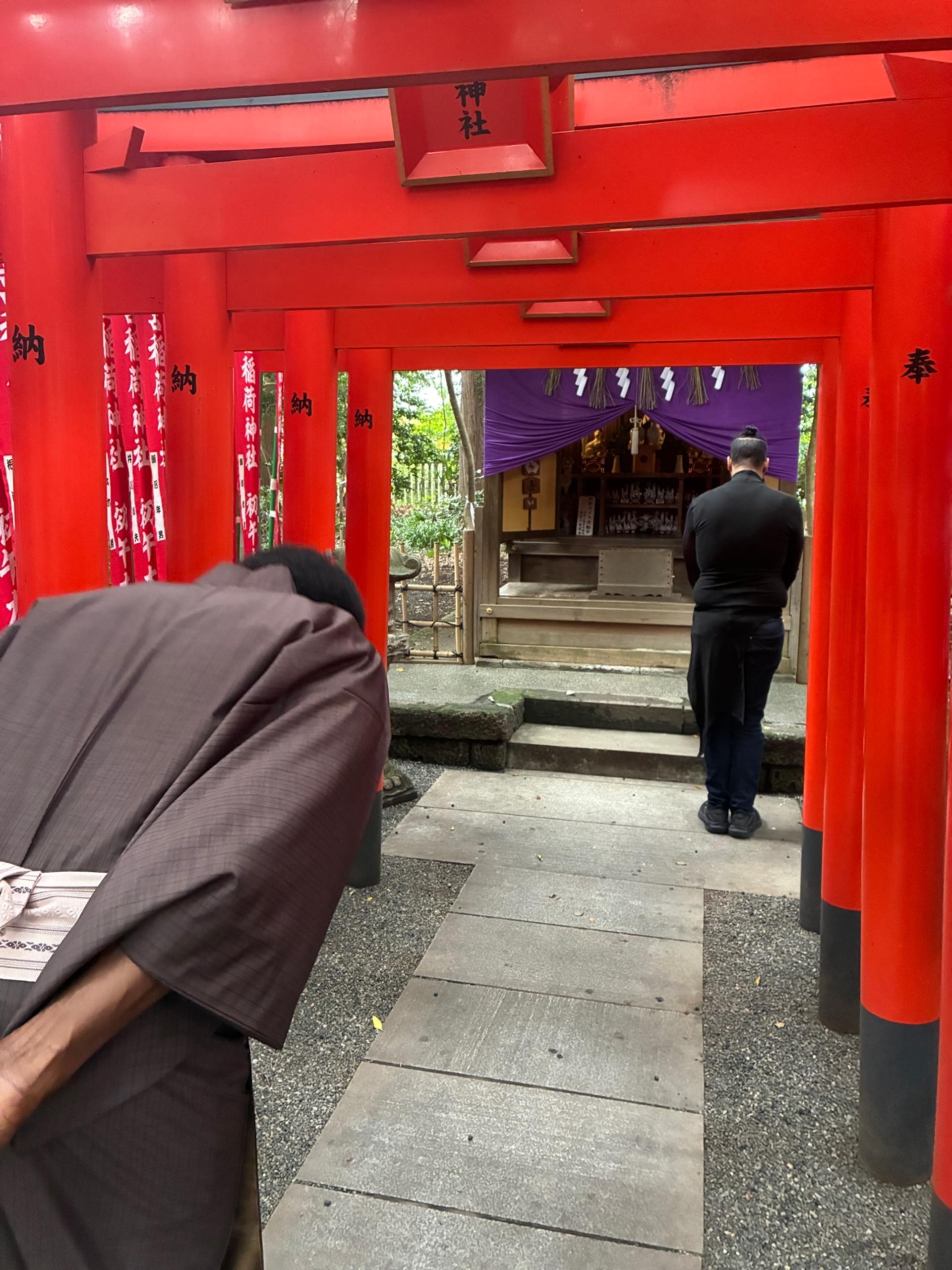 Tokyo: Private Kimono Dressing & Shrine Stroll Experience - Thumbnail 9