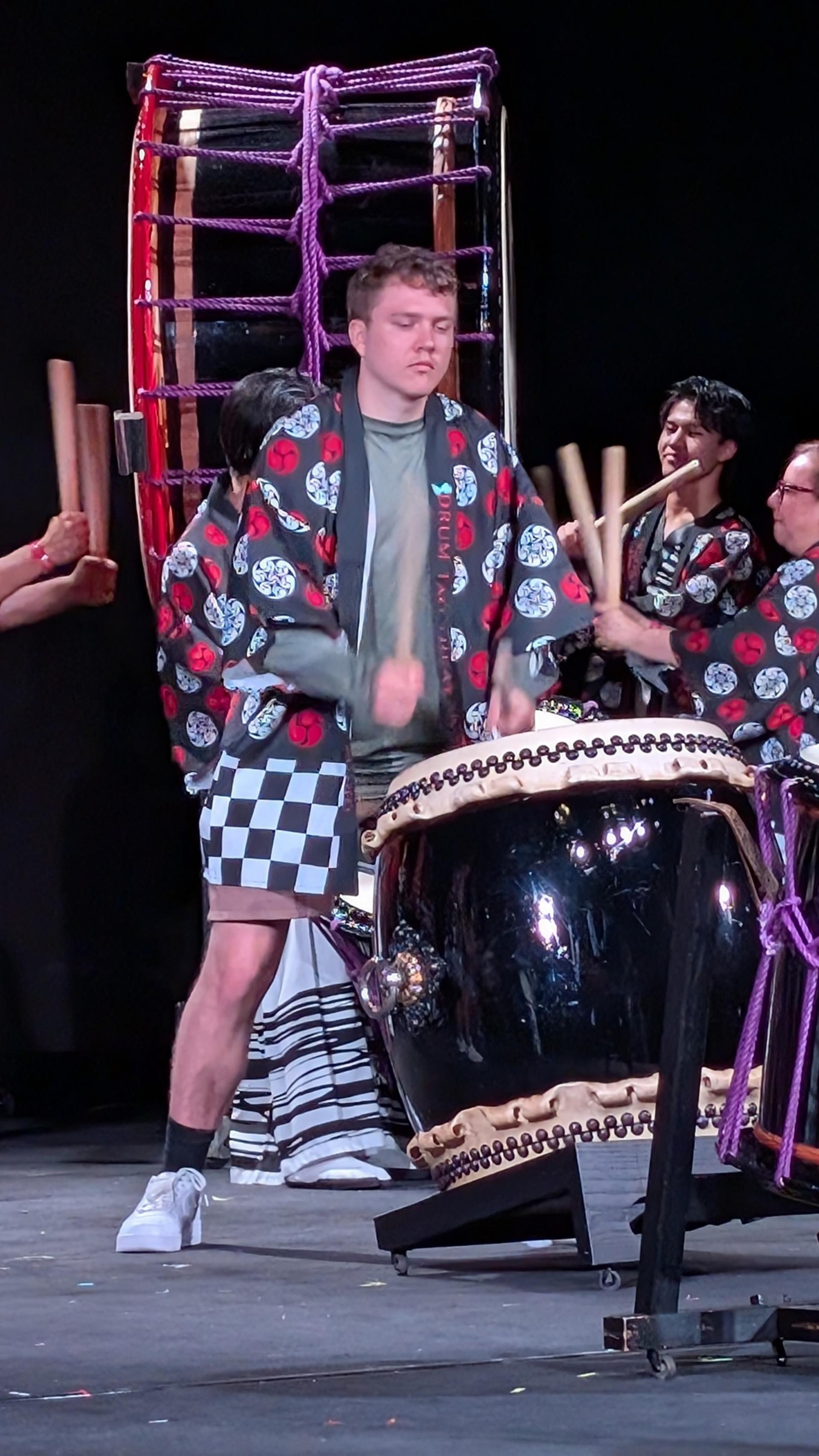 DRUM TAO THEATER KYOTO Special Package with Drum Experience & Photo - Thumbnail 8