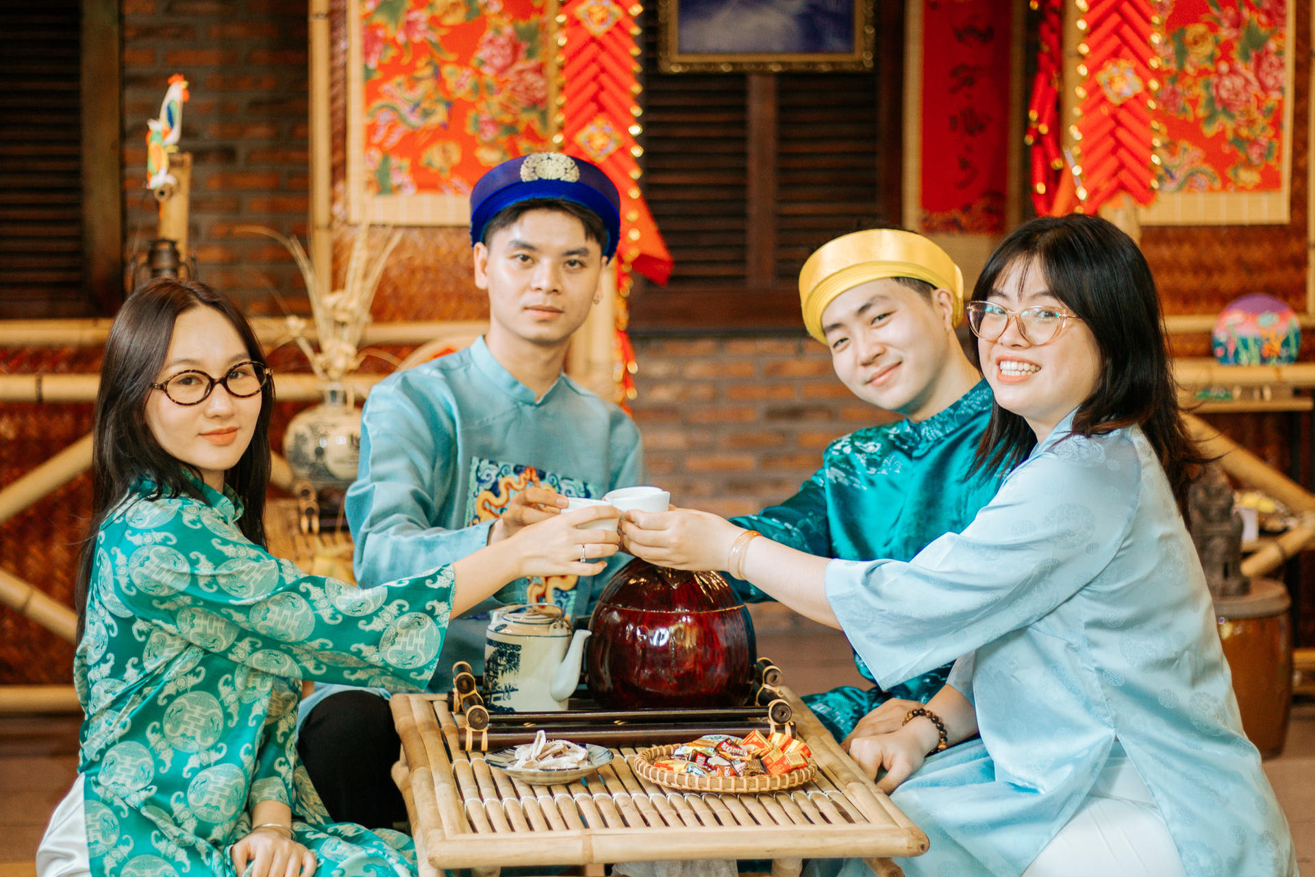 Vietnamese Ao Dai Photo Experience in Nha Trang - Thumbnail 15