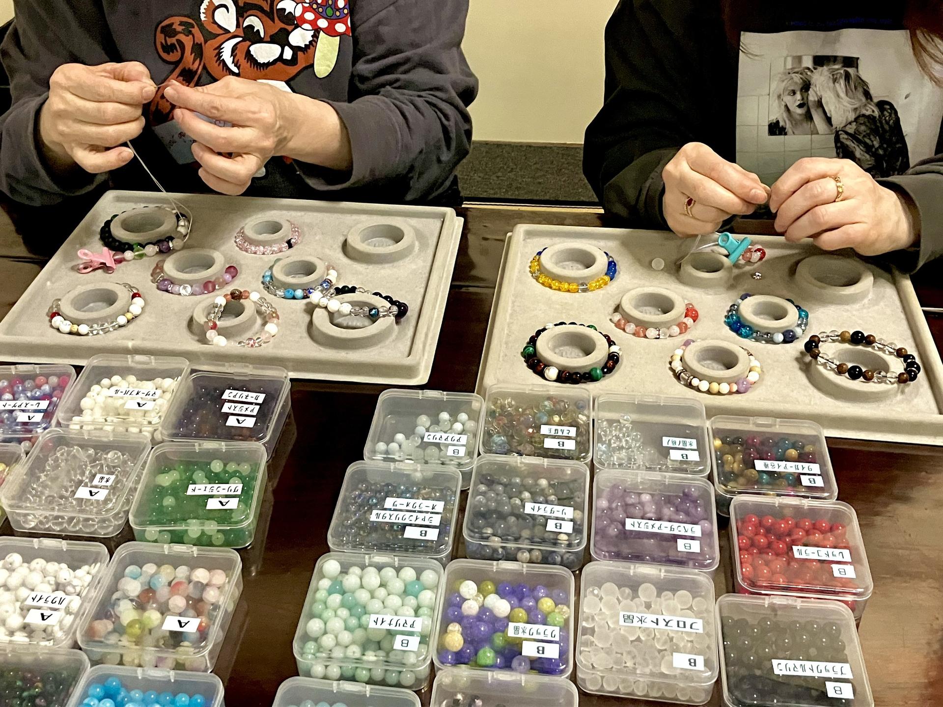 [Temple Space] Incense & Natural Stone Bracelet Making Experience - Thumbnail 7