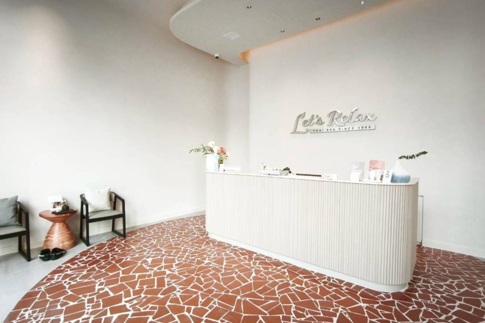 Let's Relax Spa at Crystal Sports G in Bangkok - Thumbnail 2