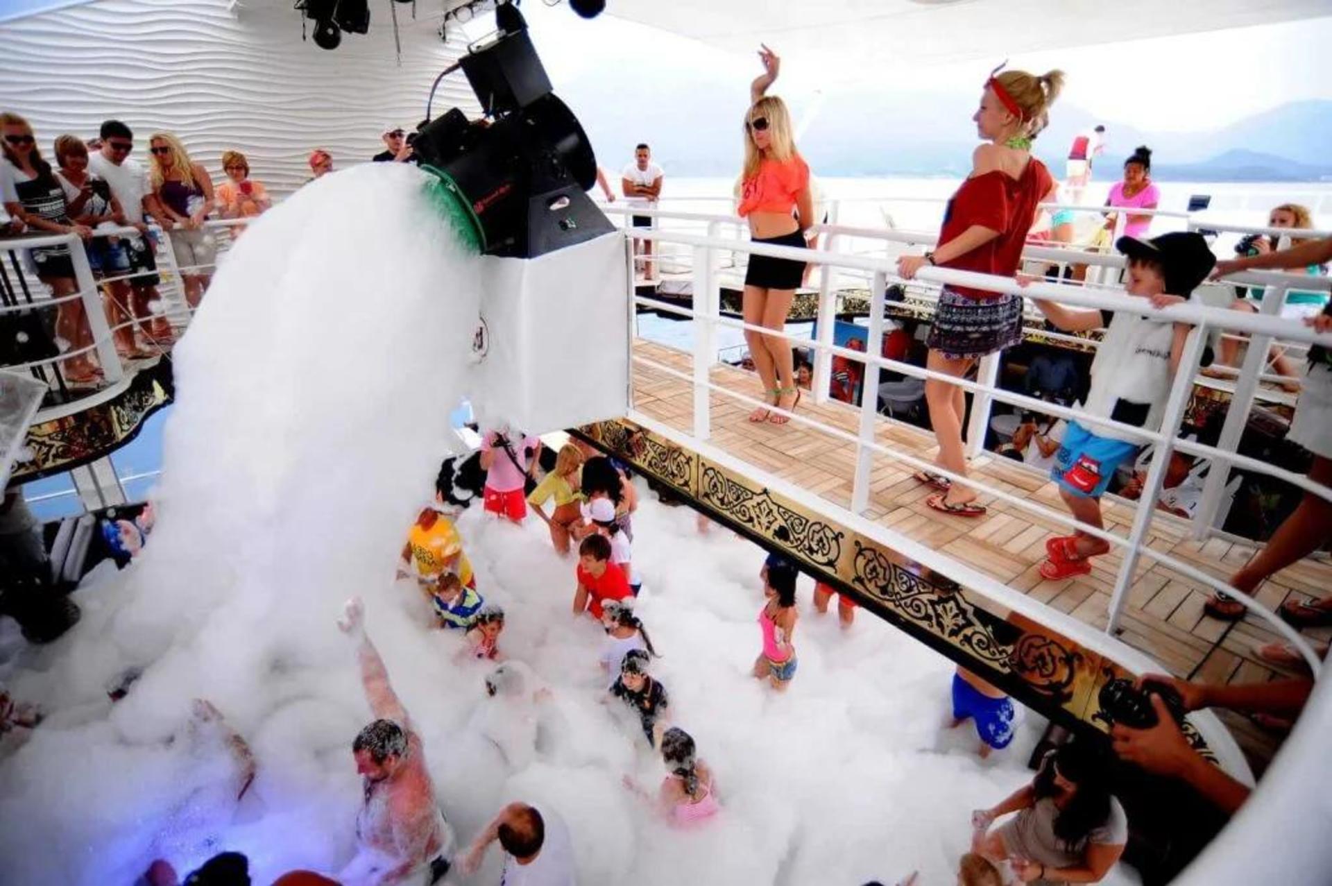 Antalya Mega Star Yacht Tour, BBQ Lunch, Foam Party & Transfer - Thumbnail 4