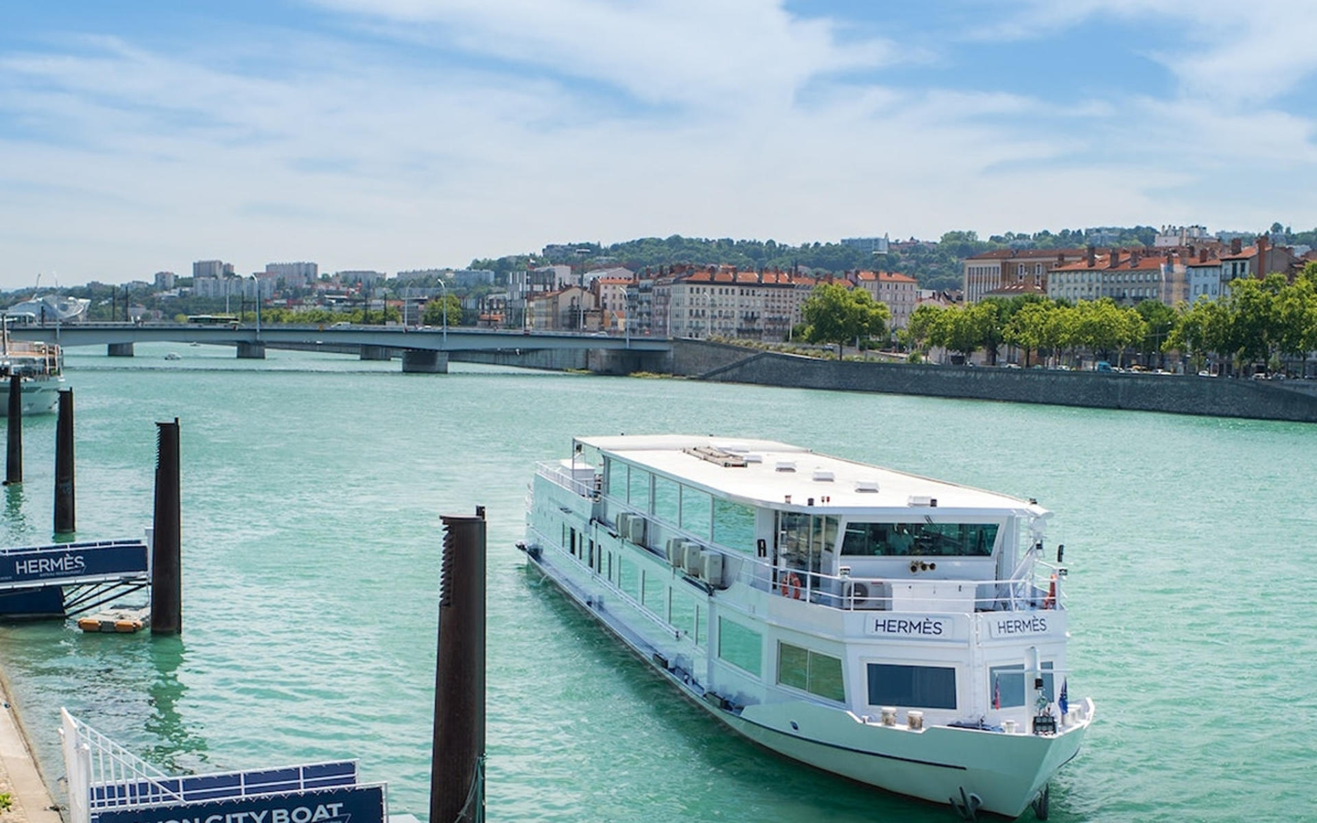 Dinner Cruise on the Saone by Les Bateaux Lyonnais Hermes I - Image 1