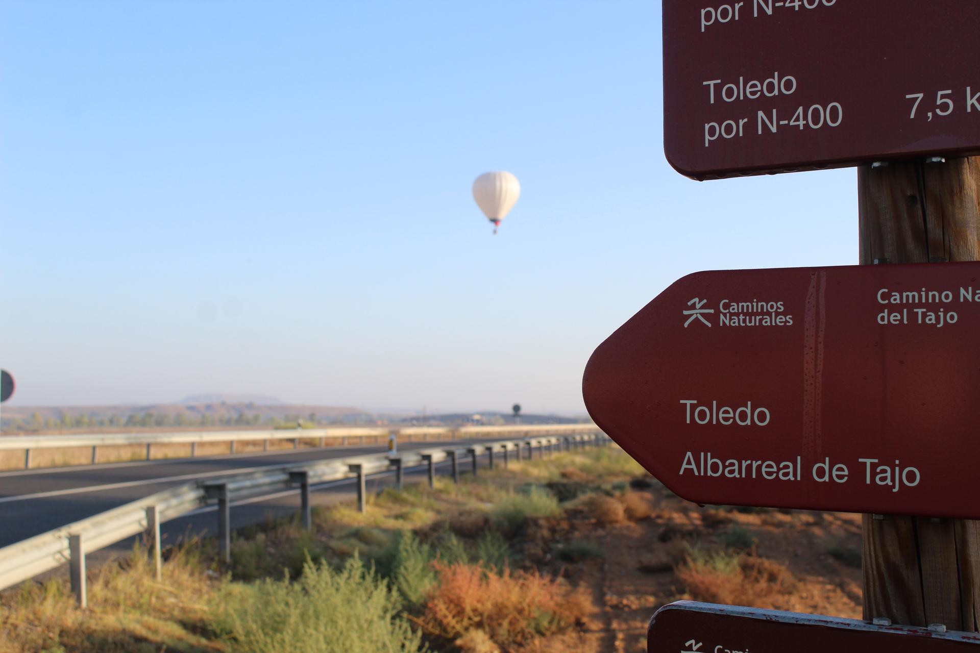 Hot air balloon flight in Toledo with optional transfer - Thumbnail 4