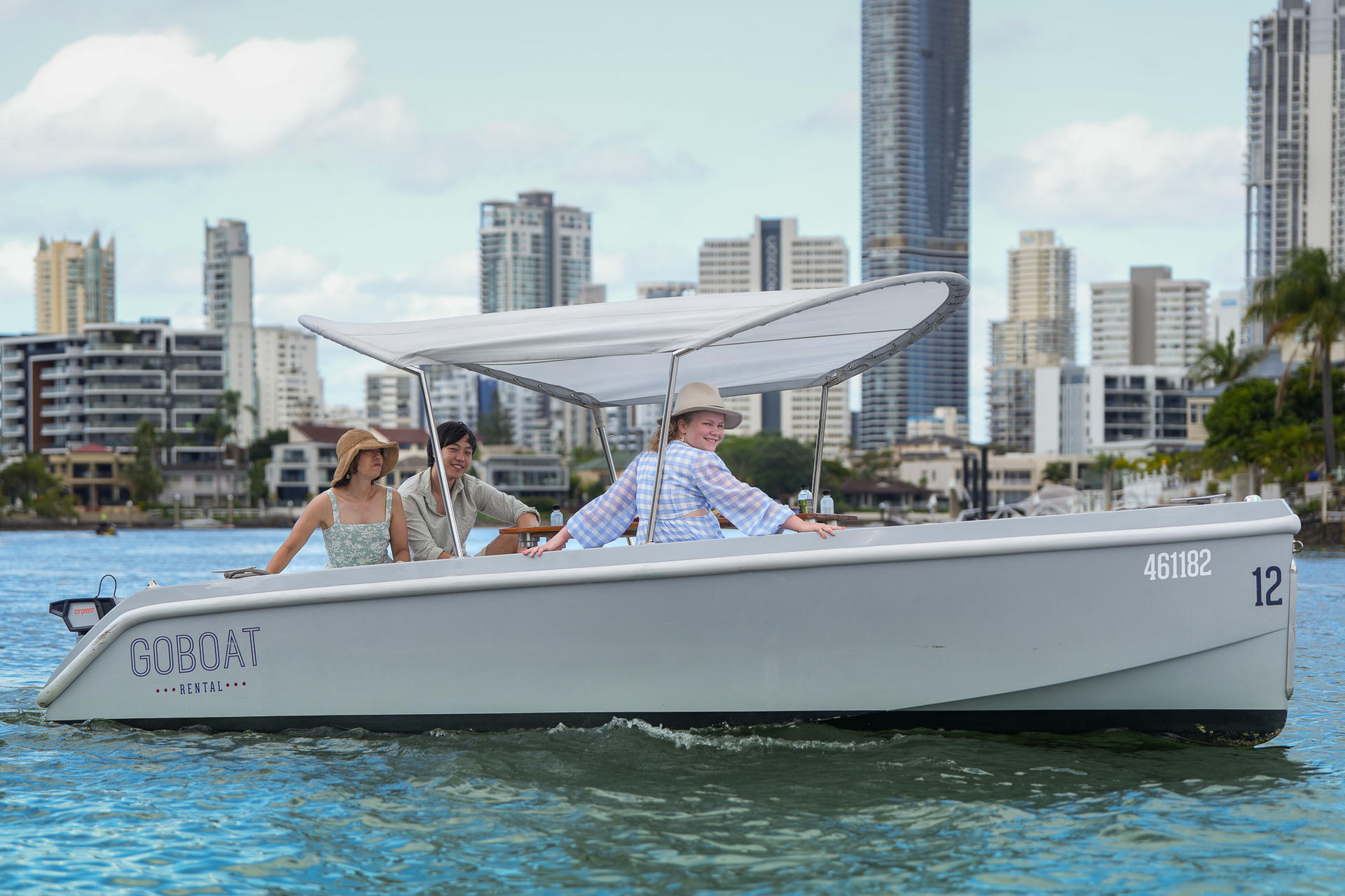 Electric Picnic Boat Rental in Gold Coast - Thumbnail 2