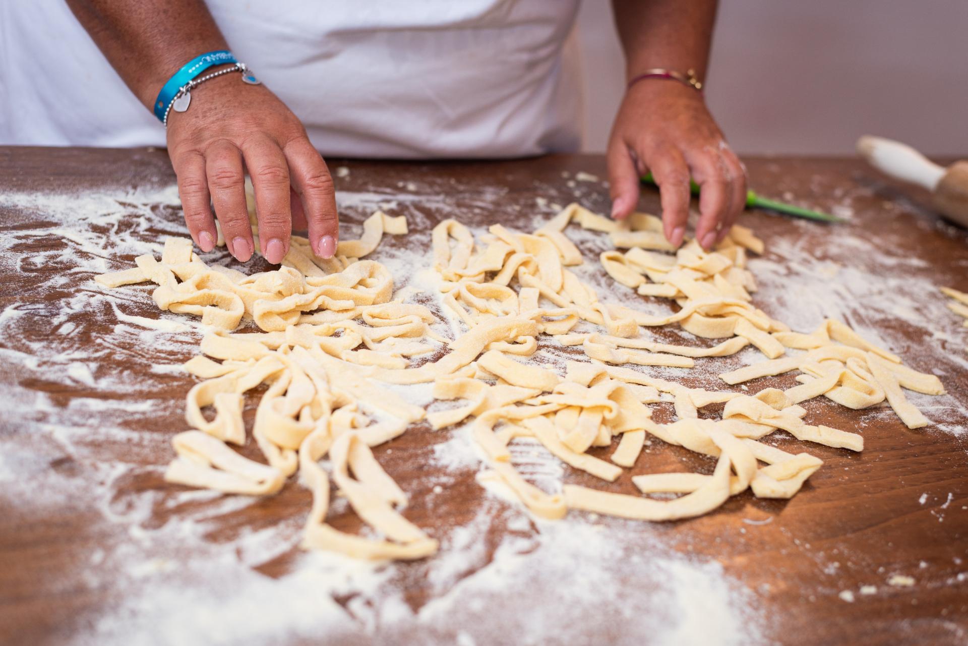 Pasta and Tiramisu Class in Rome - Image 1