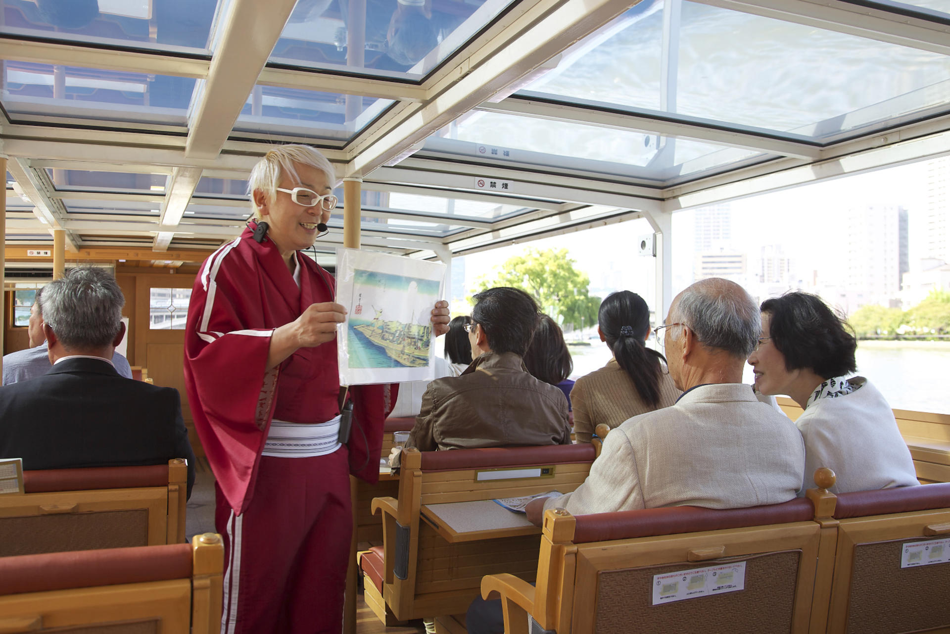 Osaka River Cruise: Naniwa Exploration Cruise with Rakugo or  Tombori River Cruise - Thumbnail 4