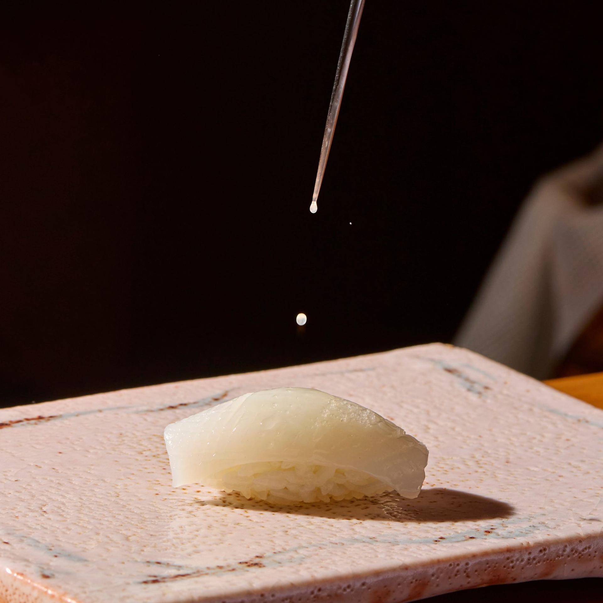Sushi Ichizu Omakase in Huai Khwang, Bangkok - Thumbnail 10