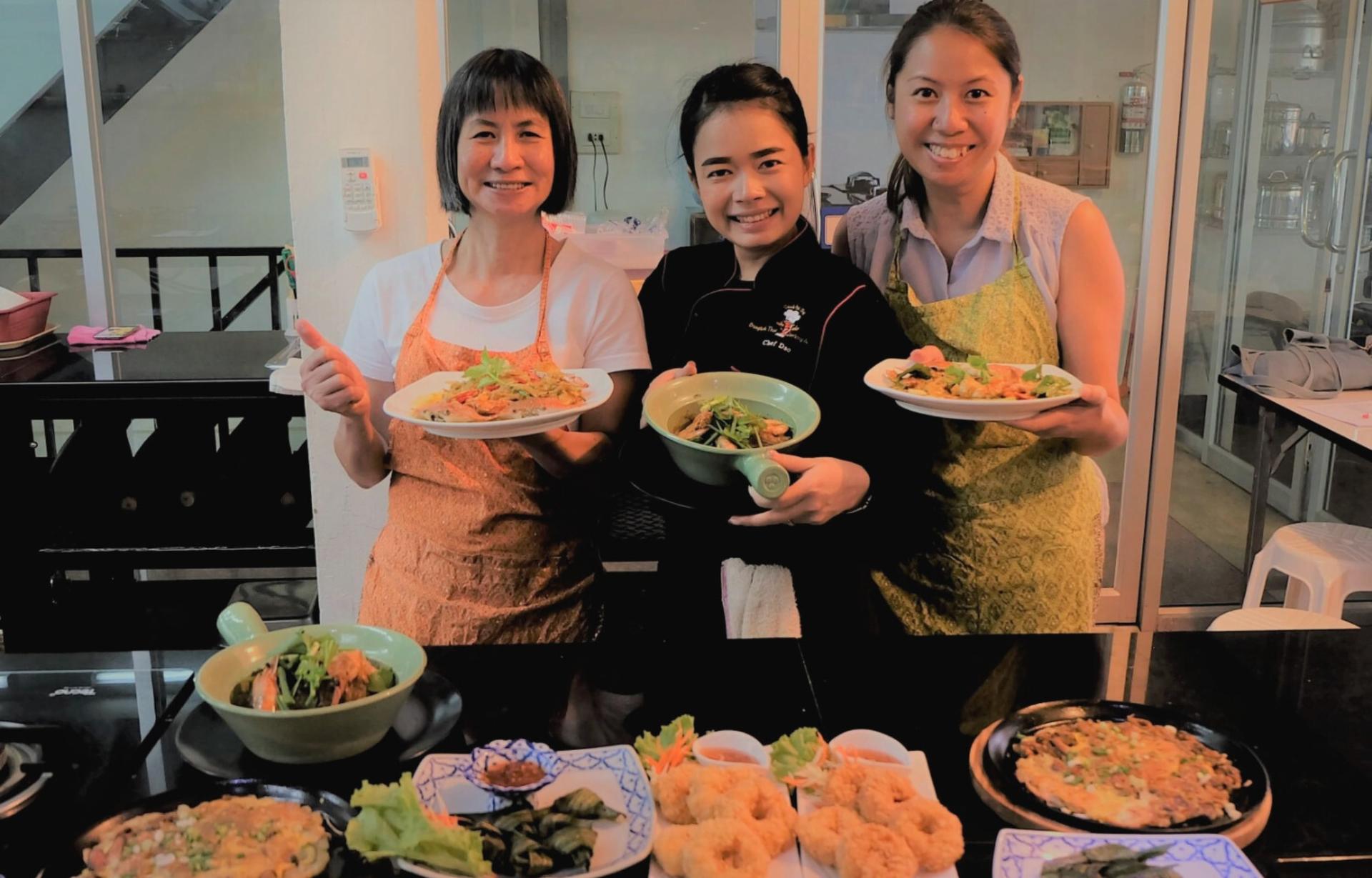 Bangkok Thai Cooking Academy - Thumbnail 8