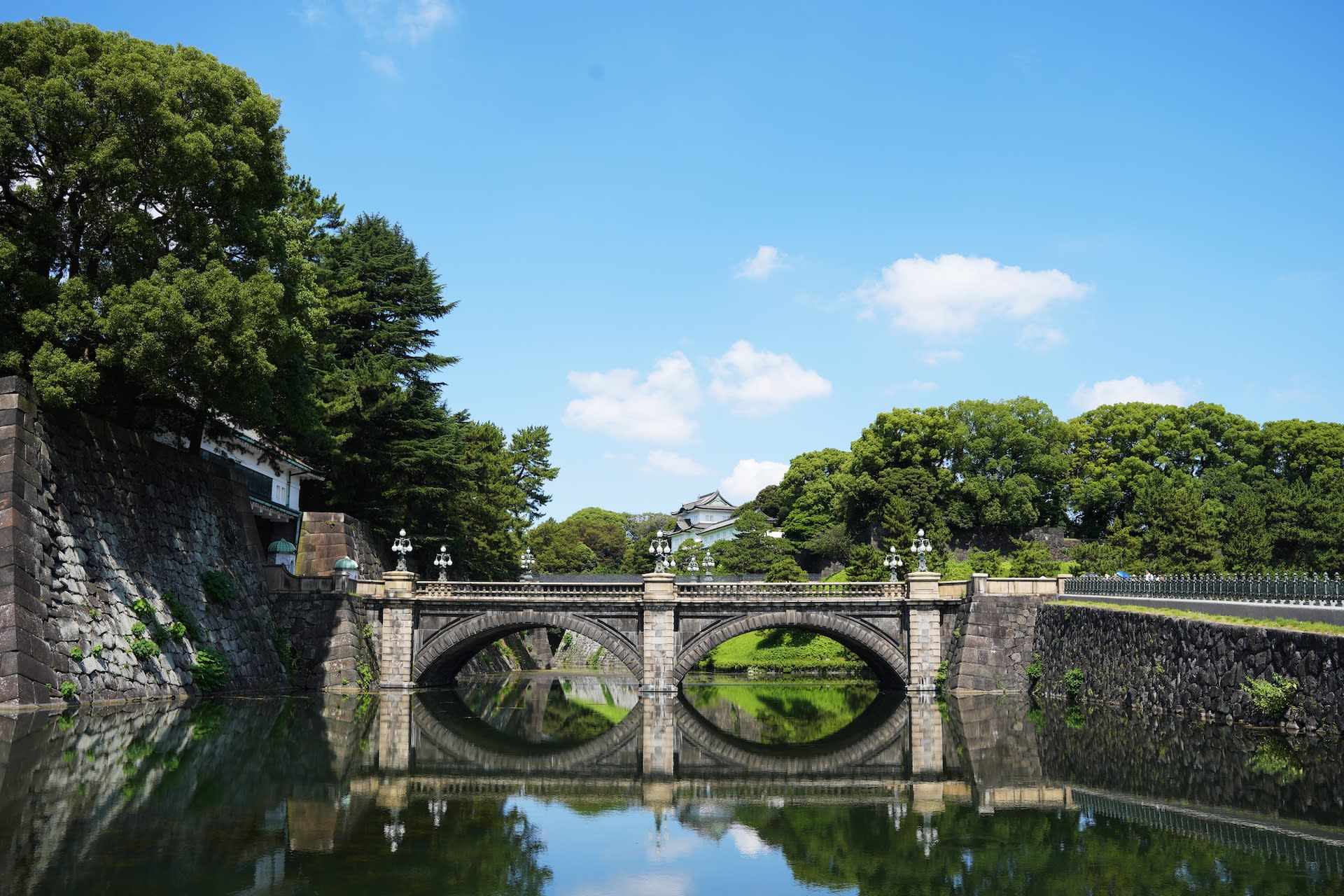 Tokyo Edo Castle Ruins Half-Day Historical  Exploration - Thumbnail 6