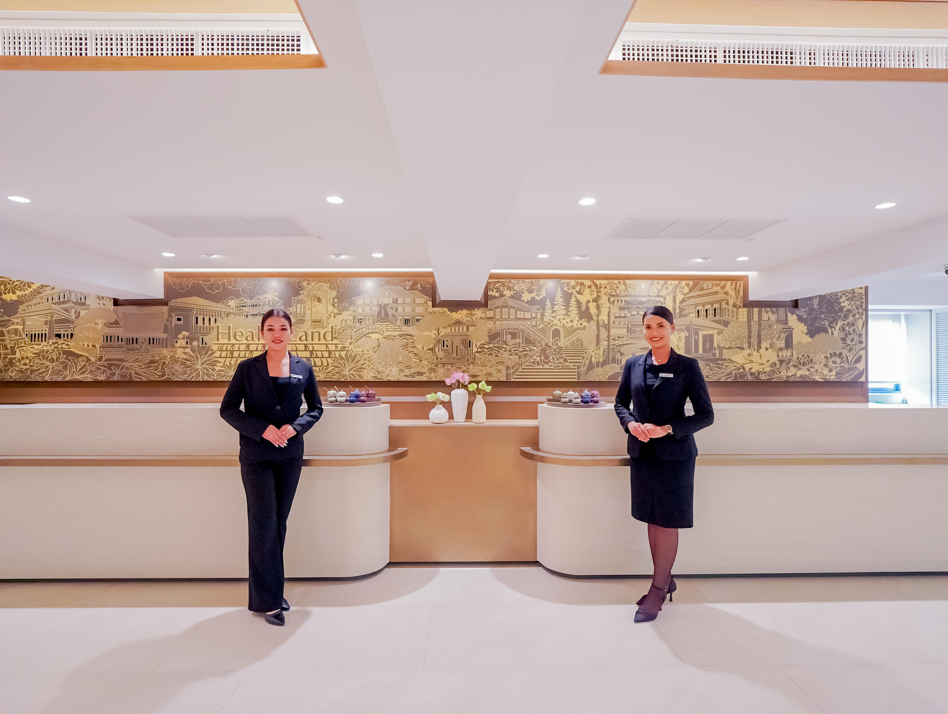 Health Land Spa at Surawong in Bangkok - Thumbnail 13