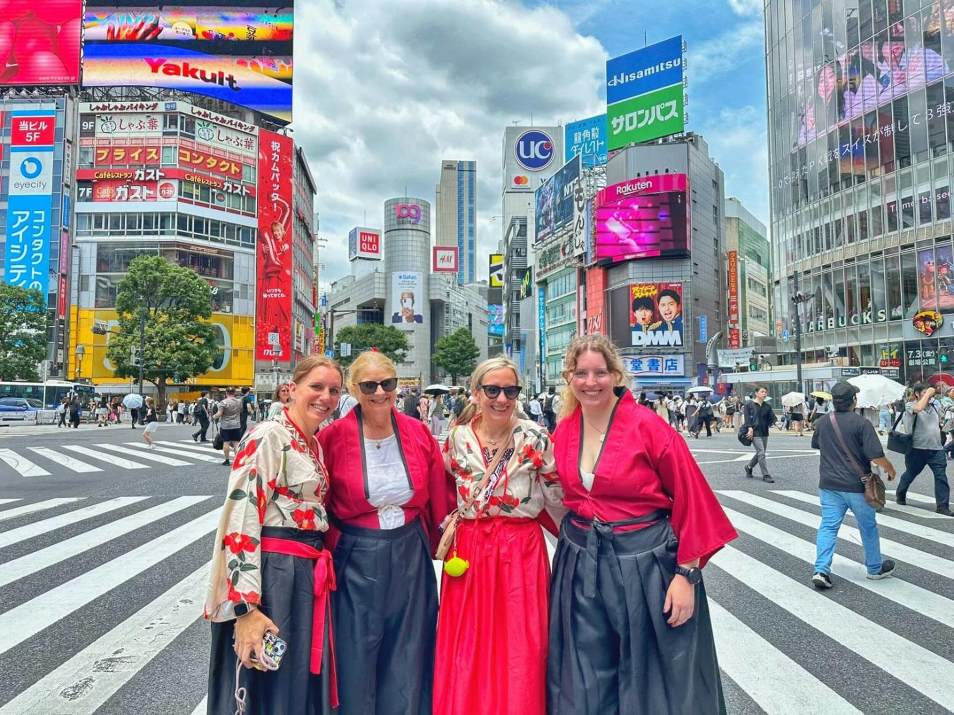 Tokyo Shibuya Night Drive: Kimono EV Go-Kart Tour with Photos - Thumbnail 32
