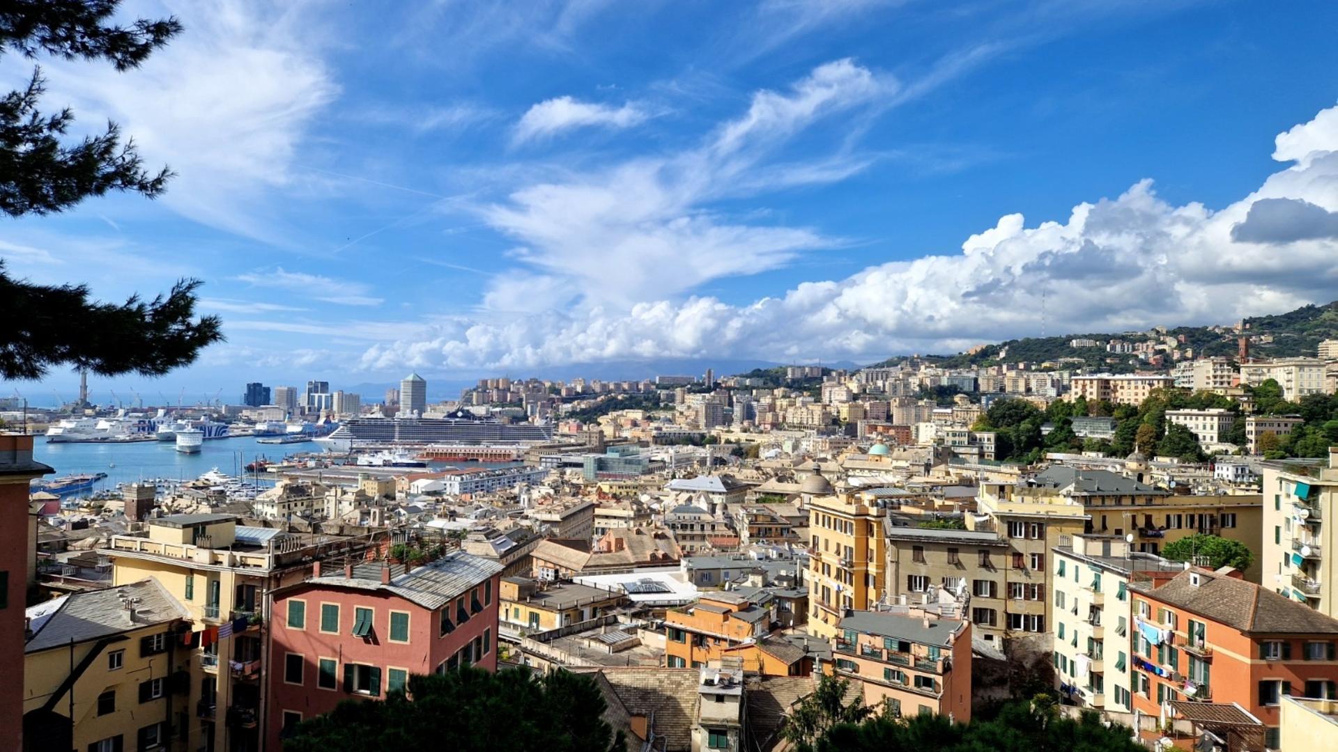 Genoa and Portofino from Milan with Private Boat & Focaccia Tasting - Thumbnail 4