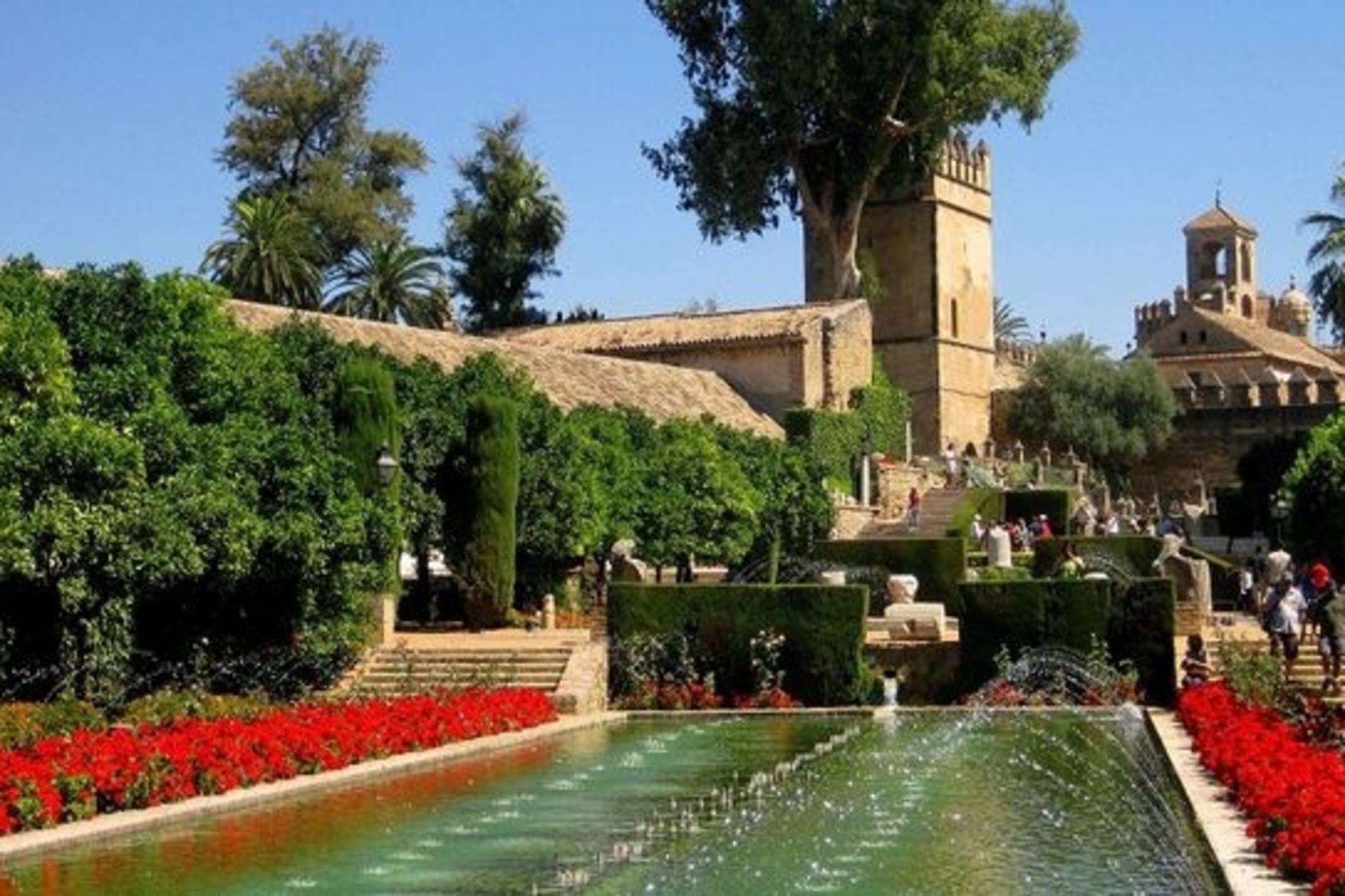 Alcazar of the Christian Monarch Tour in Cordoba - Thumbnail 4