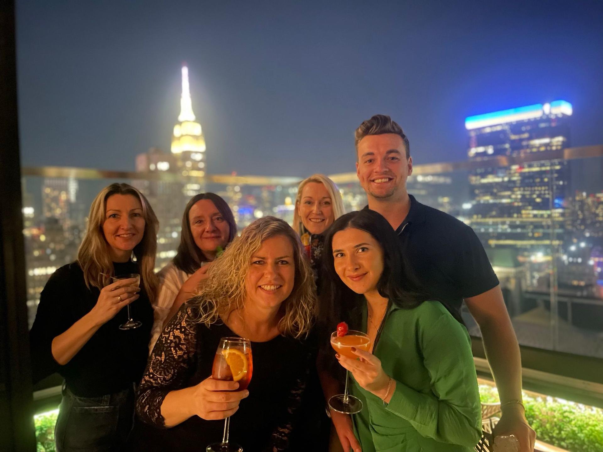 Rooftop Bar & Lounge Night Tour NYC - Thumbnail 2