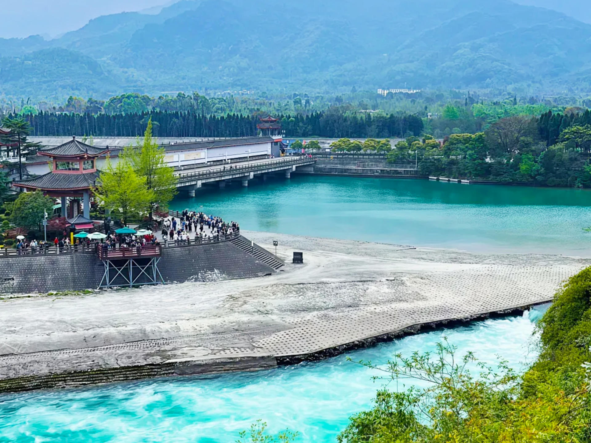 Sichuan Private Tour (optional guides in Chinese/English/Thai/Korean, etc.) - Thumbnail 8