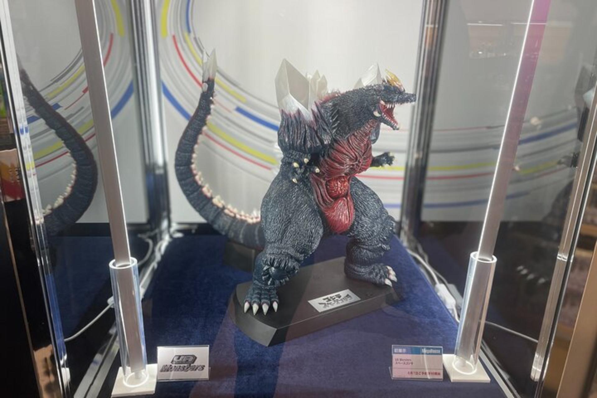 Tokyo Anime and Game Shopping Tour in Ikebukuro - Thumbnail 8