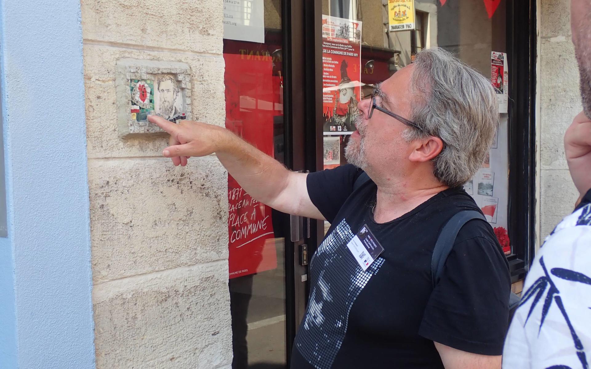 Parisian Street Art Walking Tour in Paris - Thumbnail 6