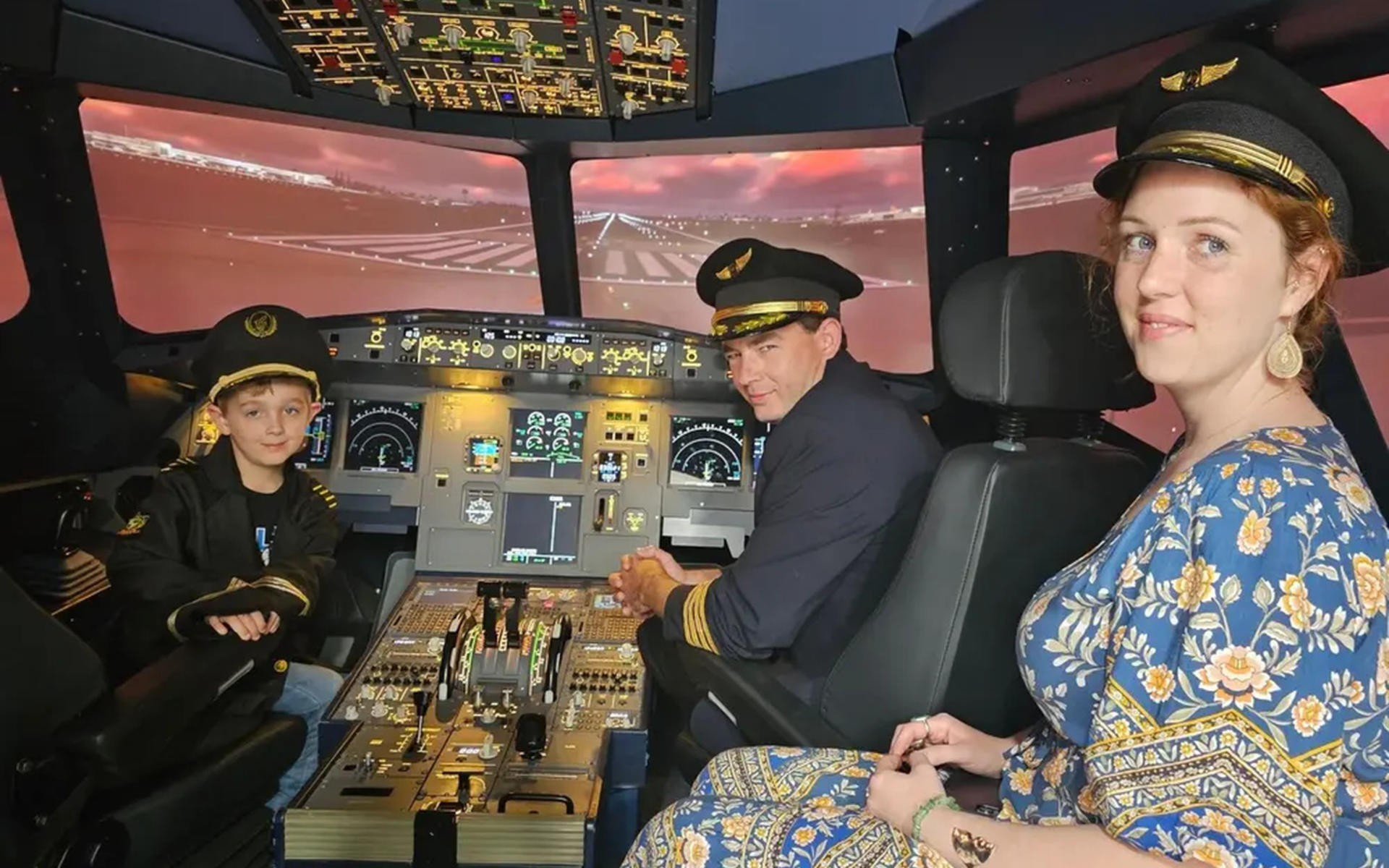 Sydney Flight Simulator Experience - Thumbnail 3