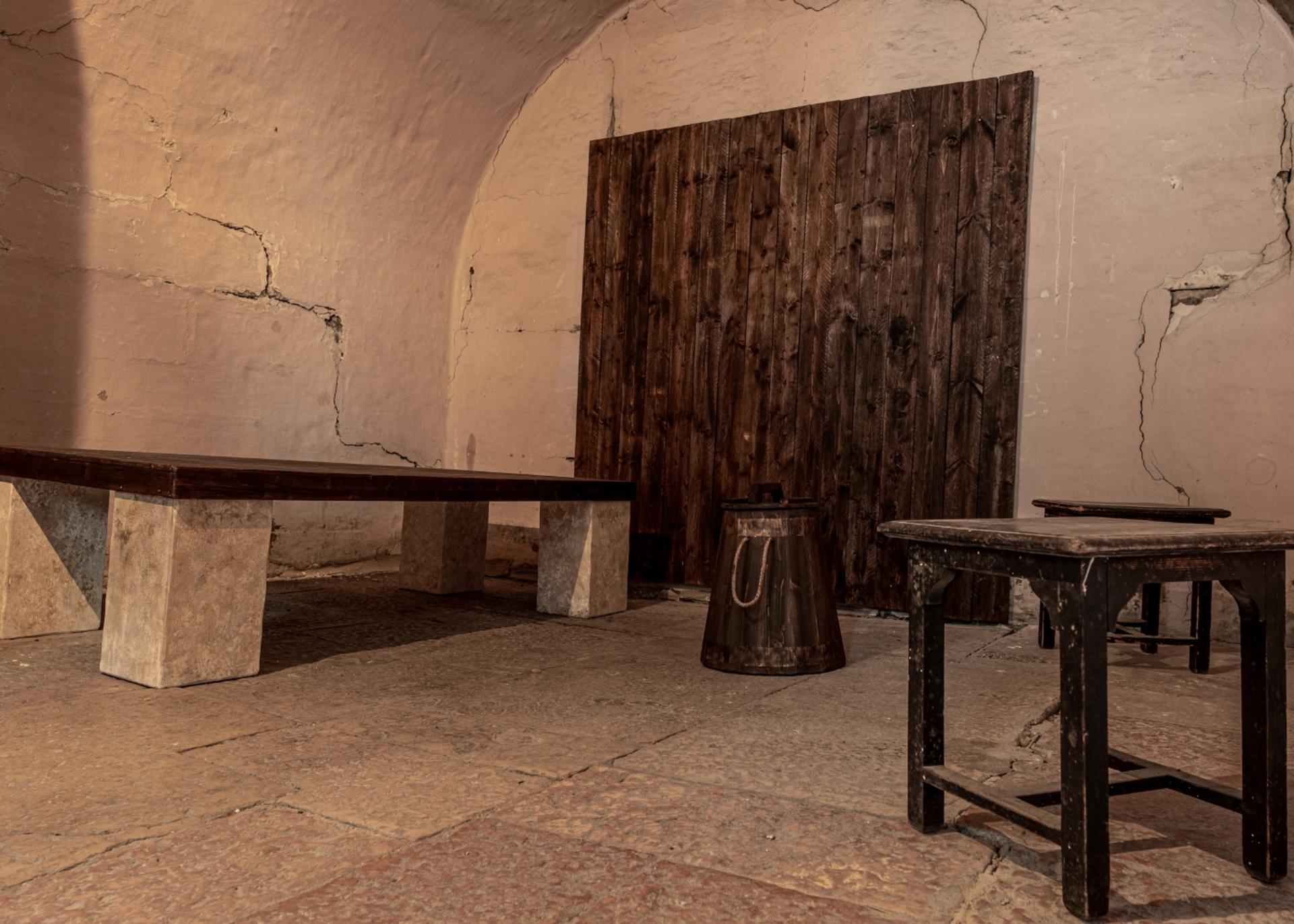Venice Lords of the Night Prisons Palace Cells & Torture Tools Tour - Thumbnail 6