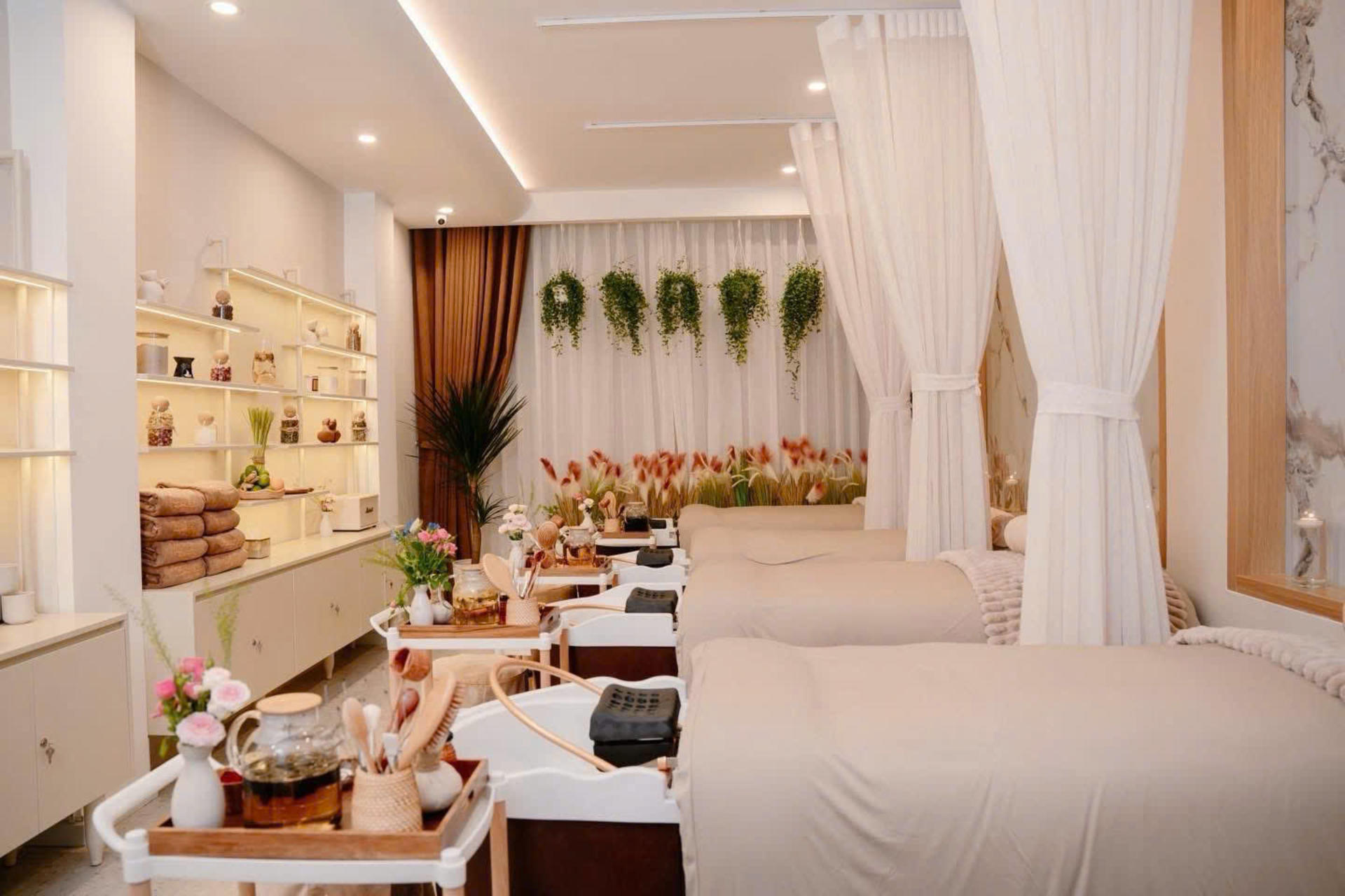 The Lin Beauty Center on Ly Tu Trong street in Ho Chi Minh city - Image 1
