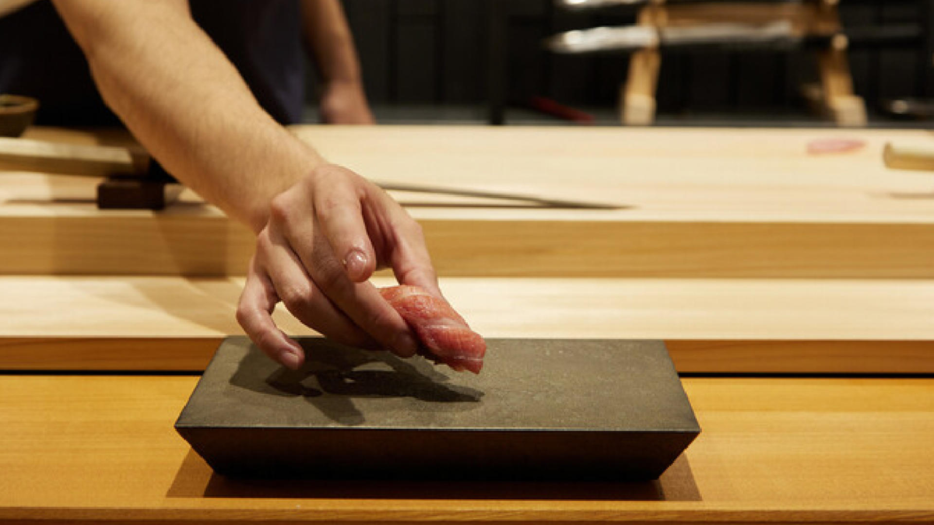 Premium Sushi Dining Experience in Kitashinchi, Osaka