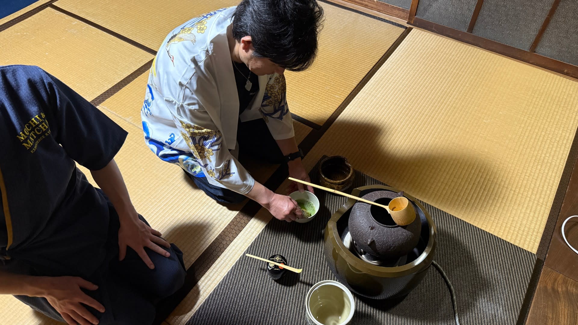 Night-only mochi pounding experience and tea ceremony experience. - Thumbnail 5