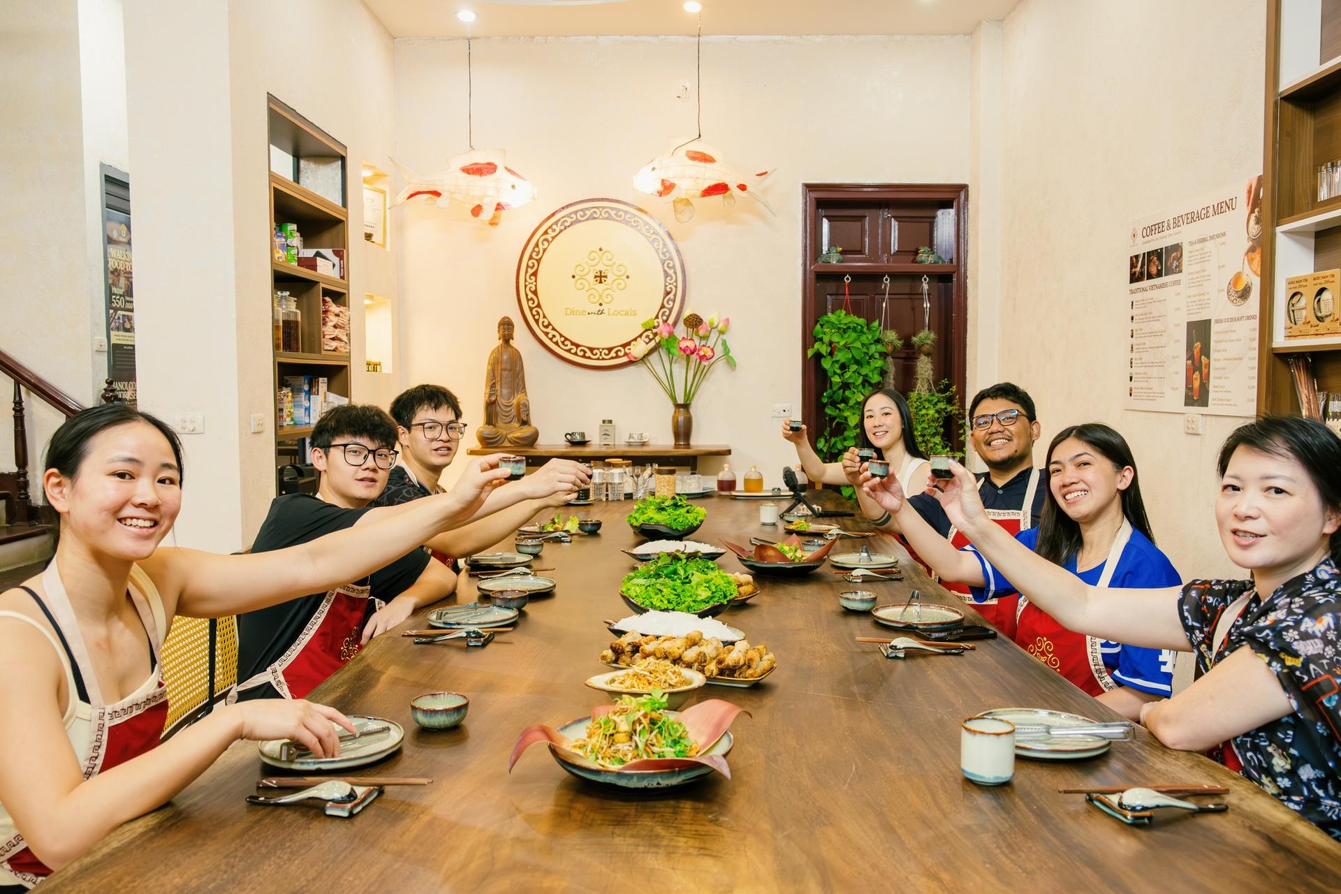 Hanoi Vegetarian Cooking Class: Free Wine Tasting & Recipe Book - Thumbnail 8