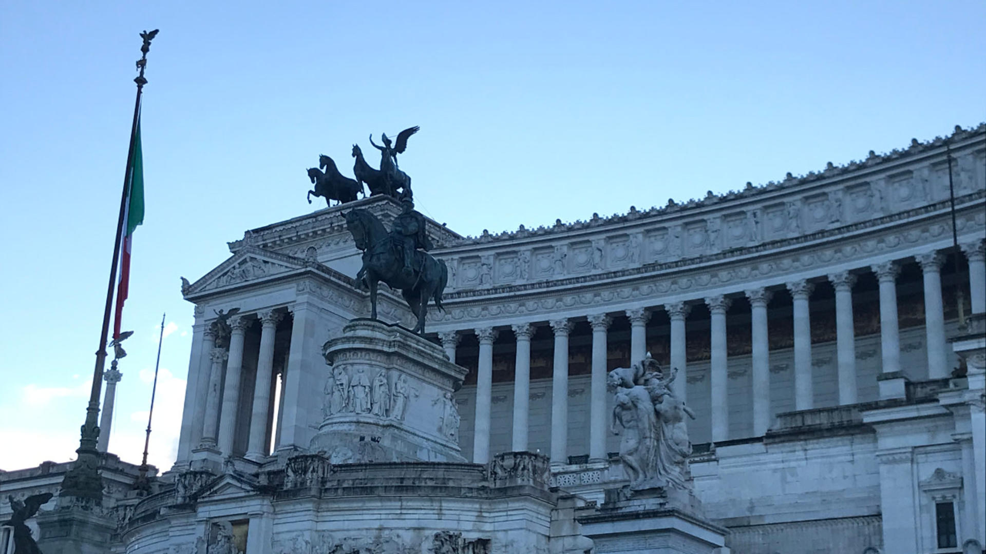 Altar of the Fatherland Elevator and Museum ticket in Rome - Thumbnail 2